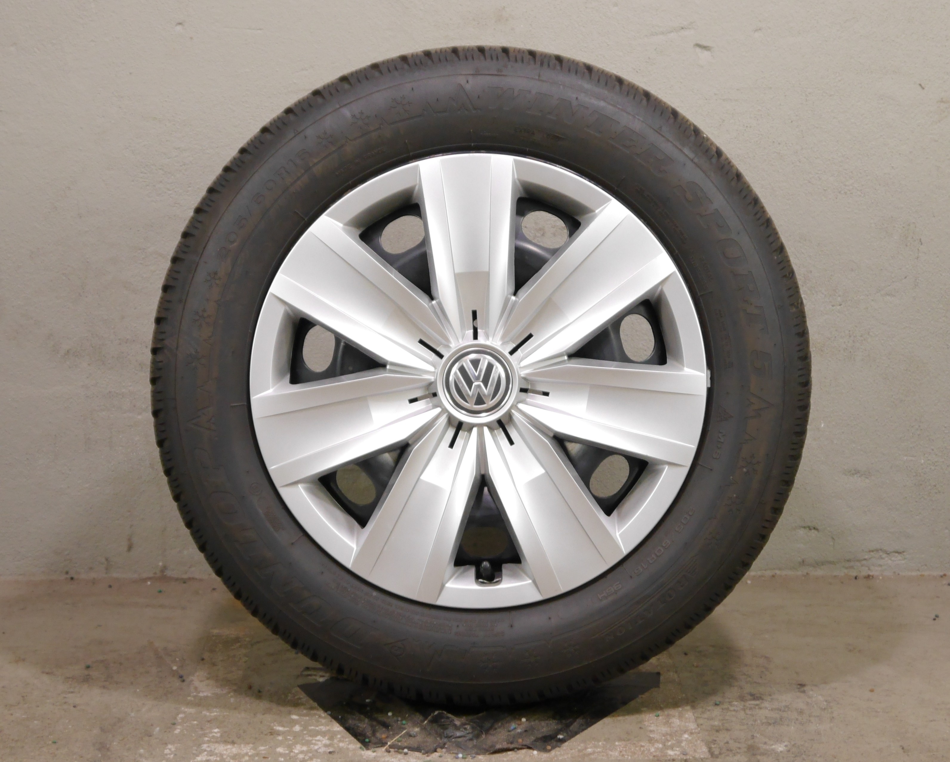VW T-Roc Stahlradsatz – Winter 205/60 R16 96H – 5Q0601027CJ/CK
