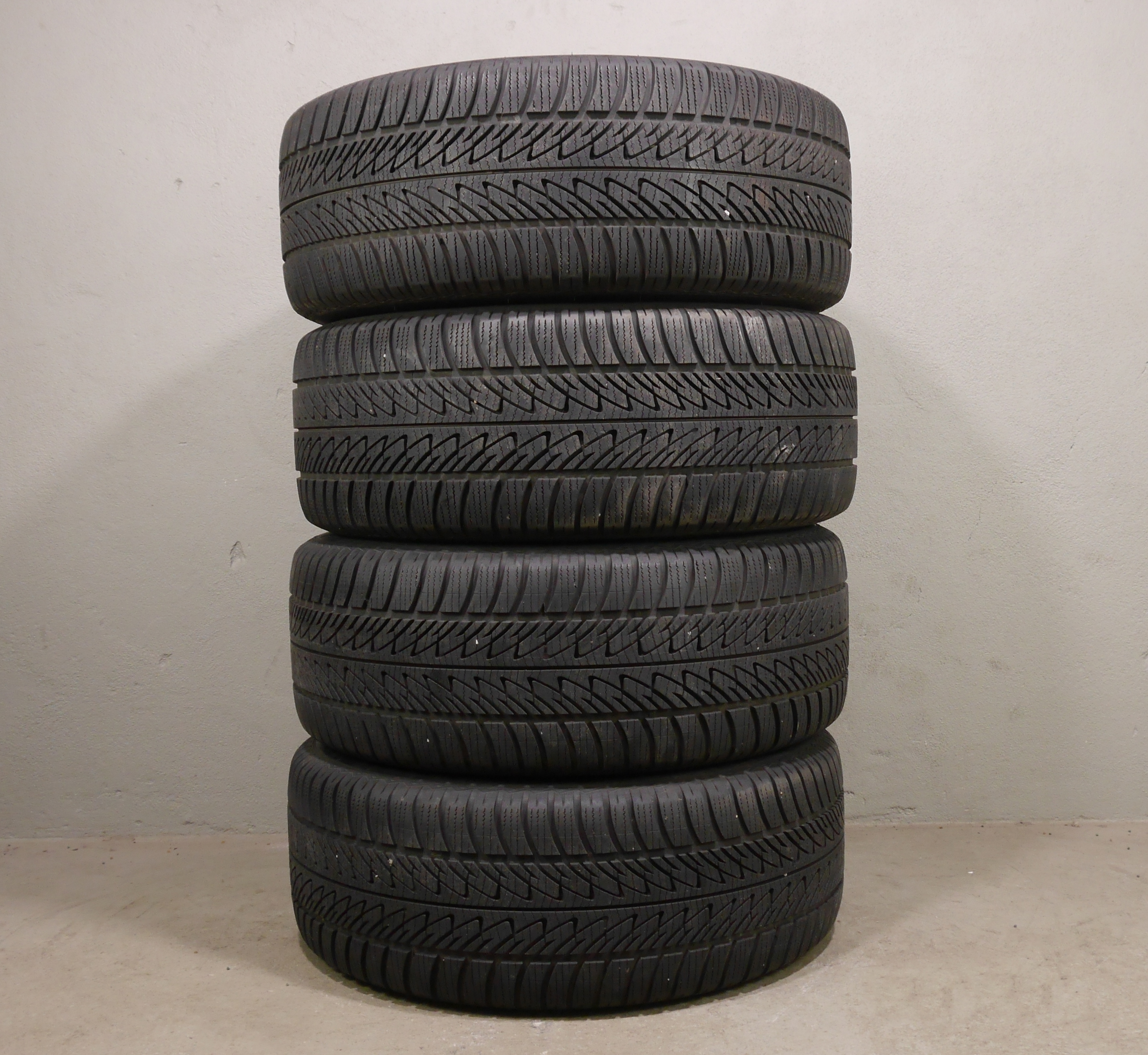 Volkswagen Touareg Aluradsatz – Winter 285/45 R20 112V – 760601025S mit RDKS