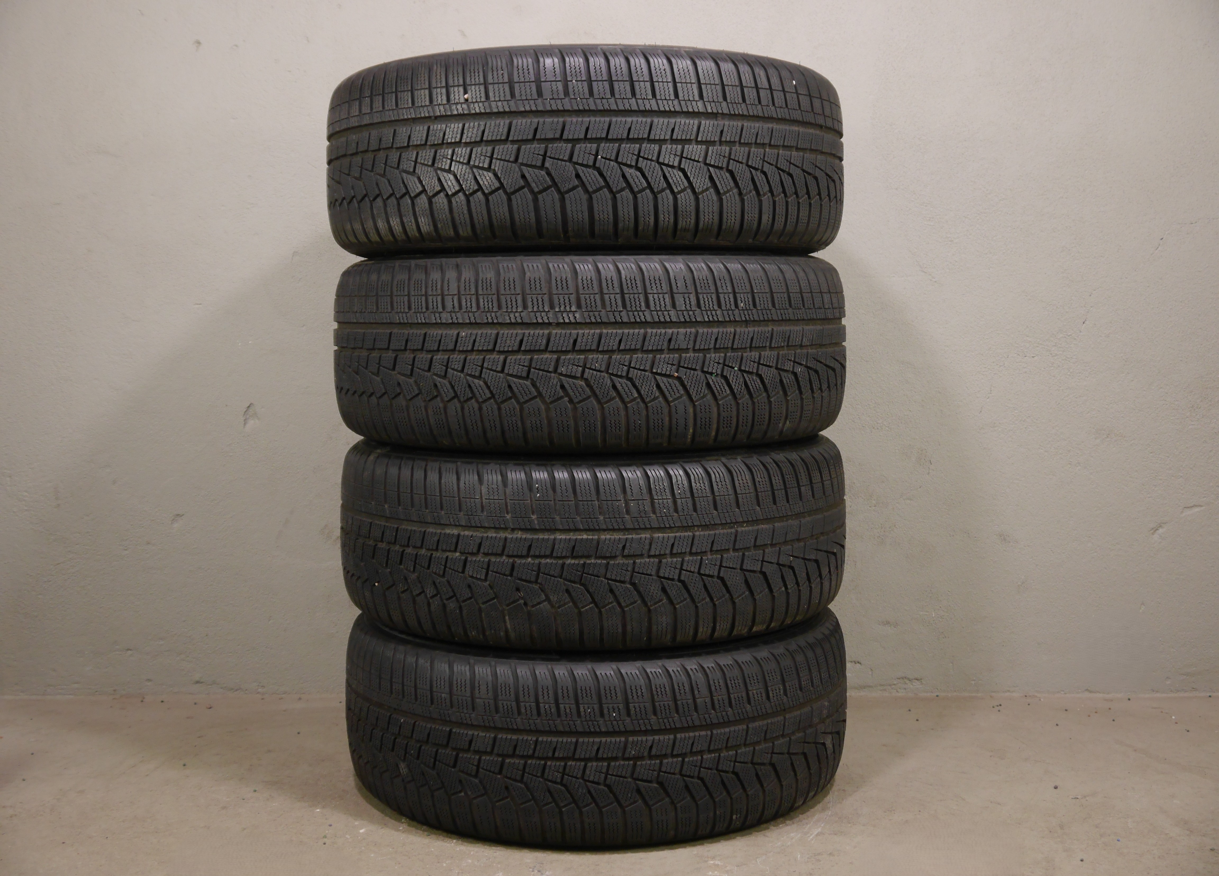 Audi A8 Aluradsatz – Winter 235/50 R19 103H – 4N0601025J  RDKS