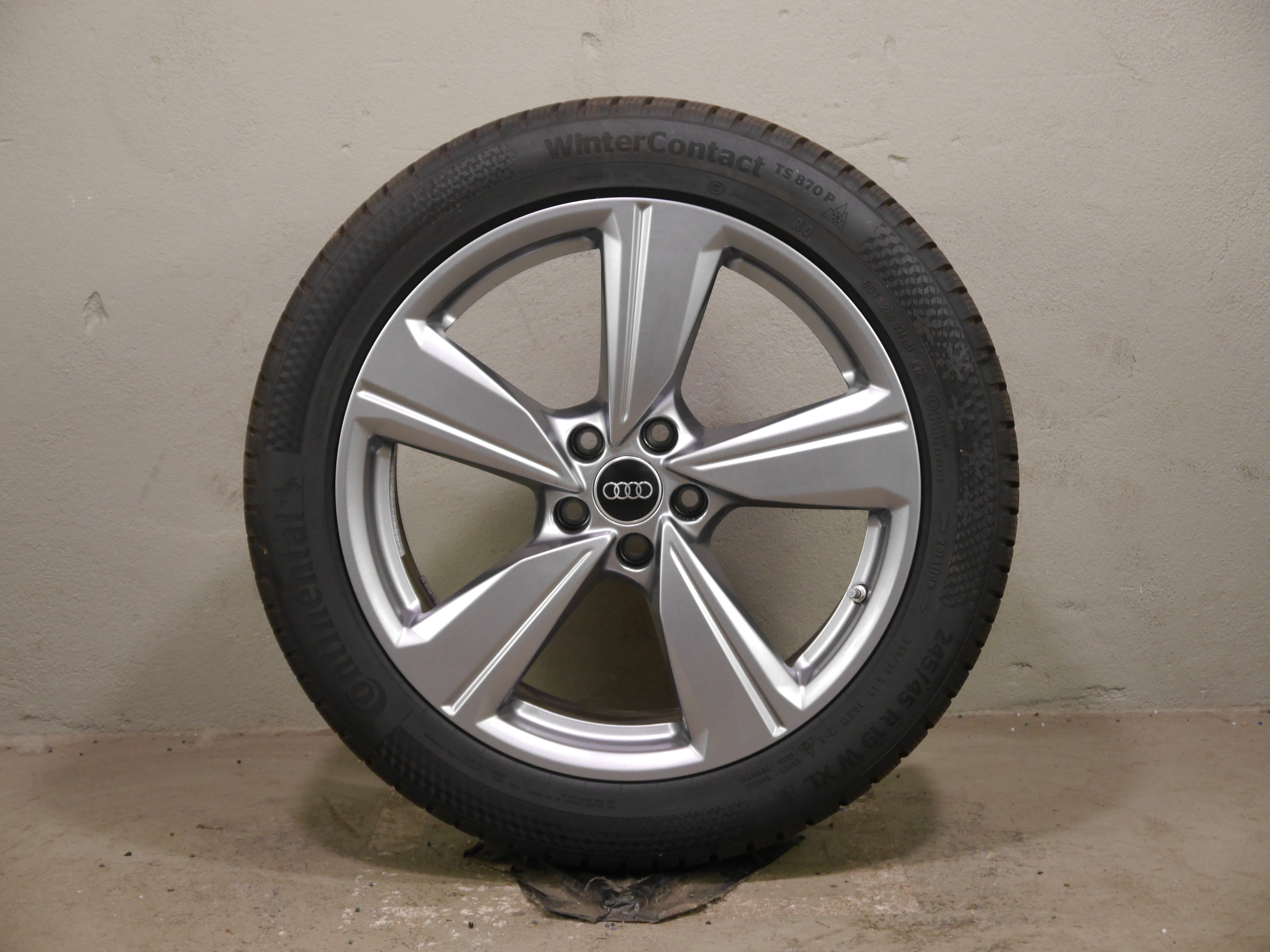 Audi A6 Avant Aluradsatz – Winter 245/45 R19 102W (AO) – 4P0601025G mit RDKS