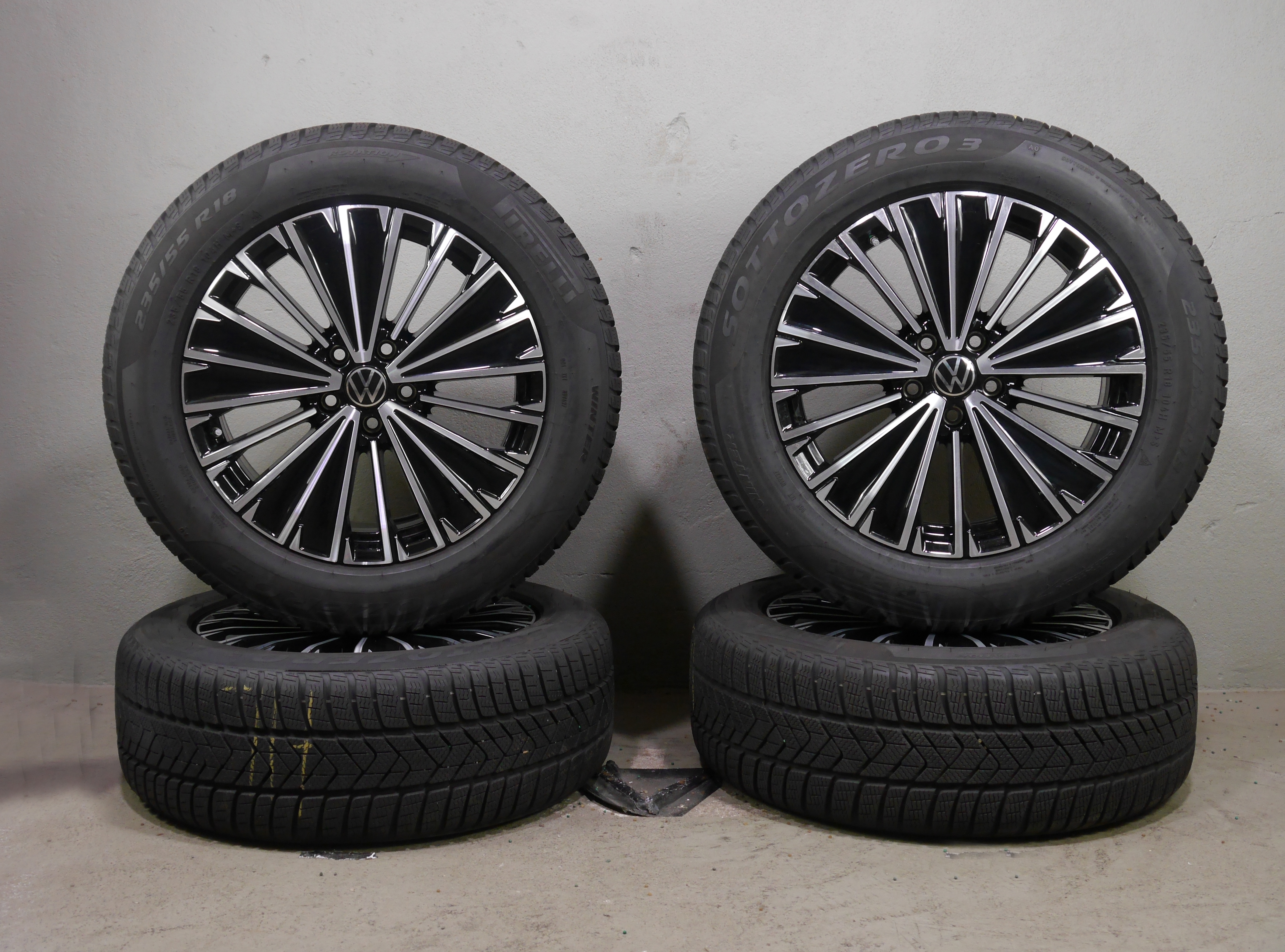 VW Tiguan Aluradsatz – Winter 235/55 R18 104H – 571601025K RDKS