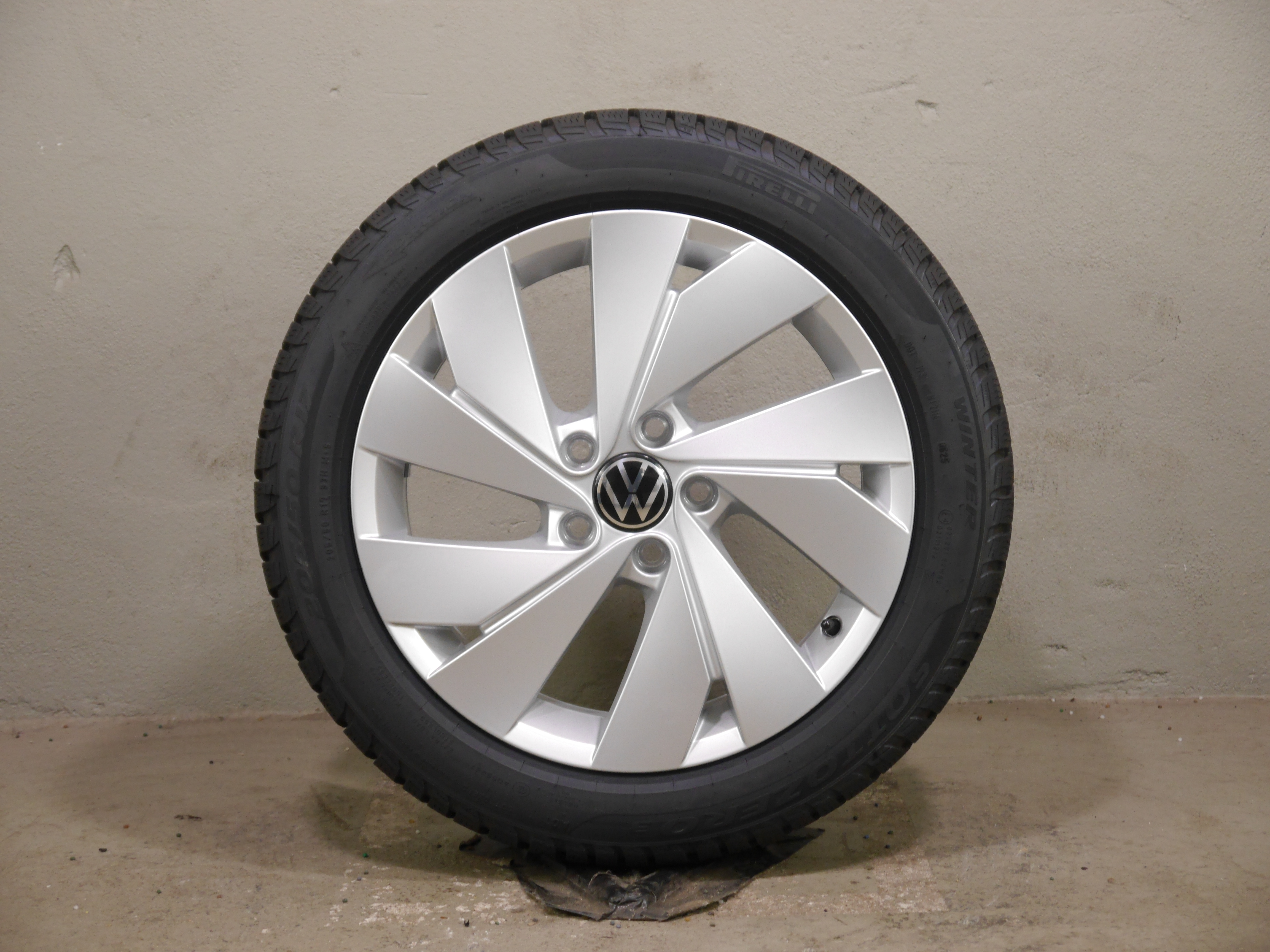VW Golf Alurad – Winter 205/50 R17 93H – 5H0601025B