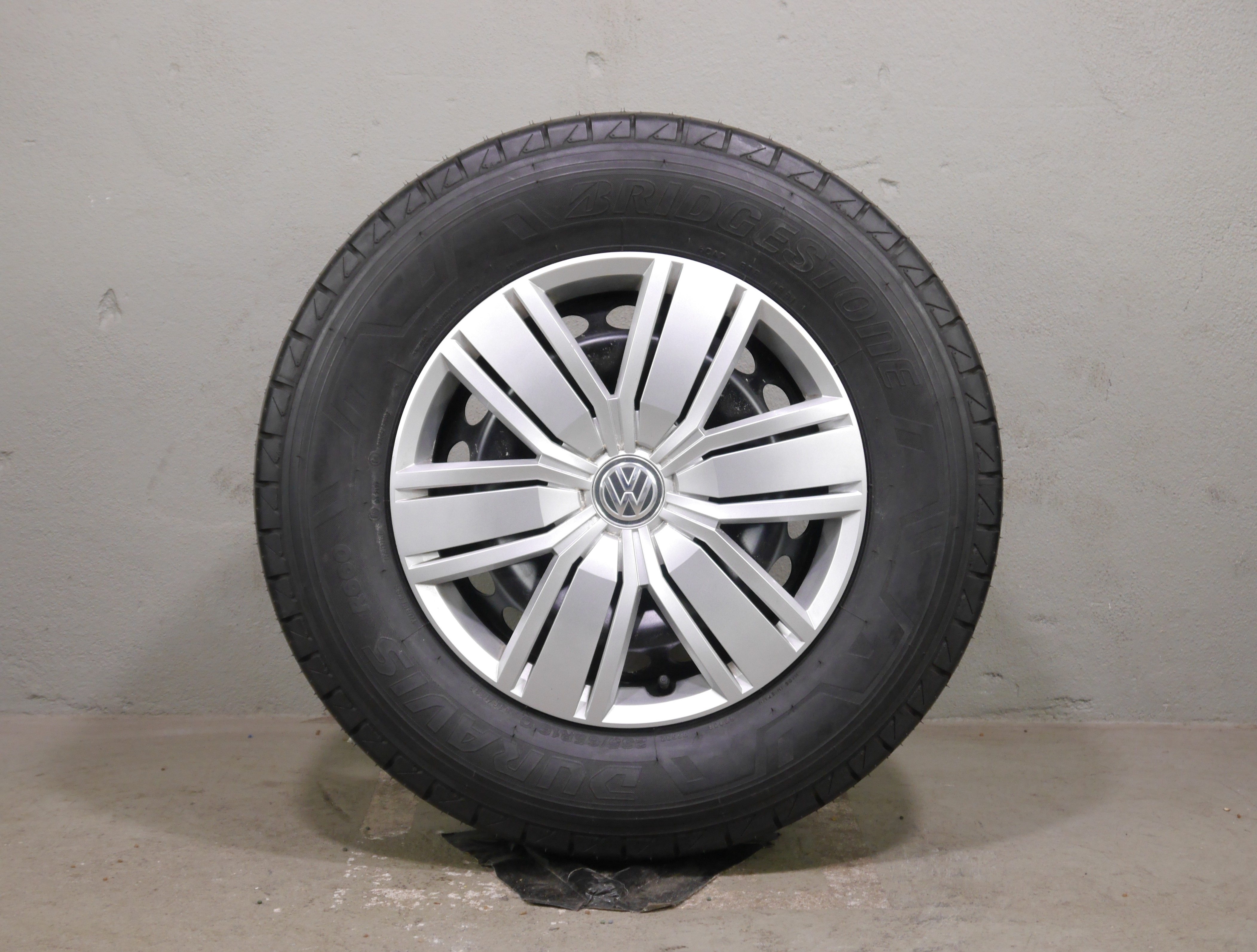 VW Crafter Stahlradsatz – Sommer 235/65 R16 115/113R - 2N0601027L