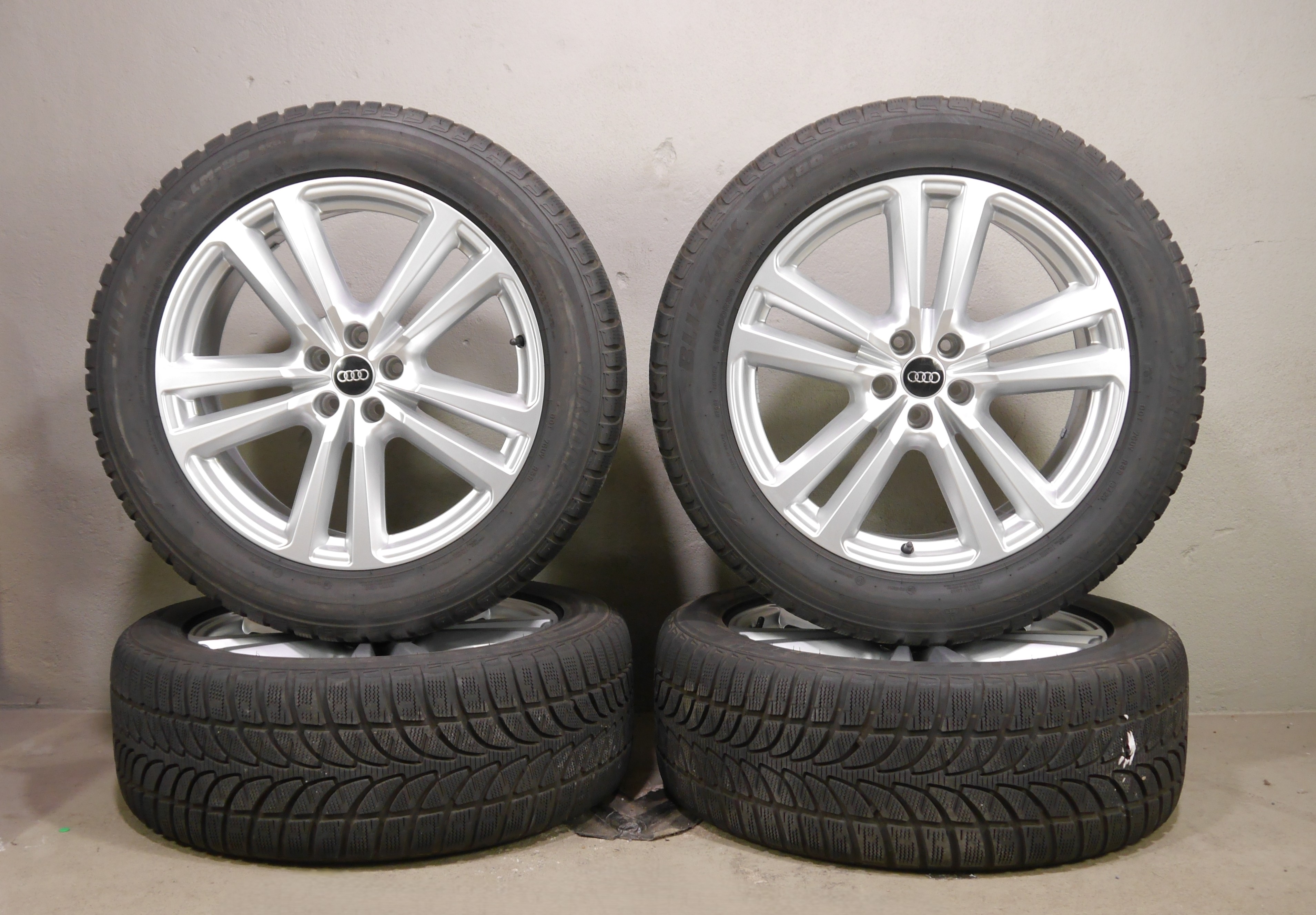 Audi Q7 Aluradsatz – Winter 255/50 R20 109H (AO) – 4M0601025G