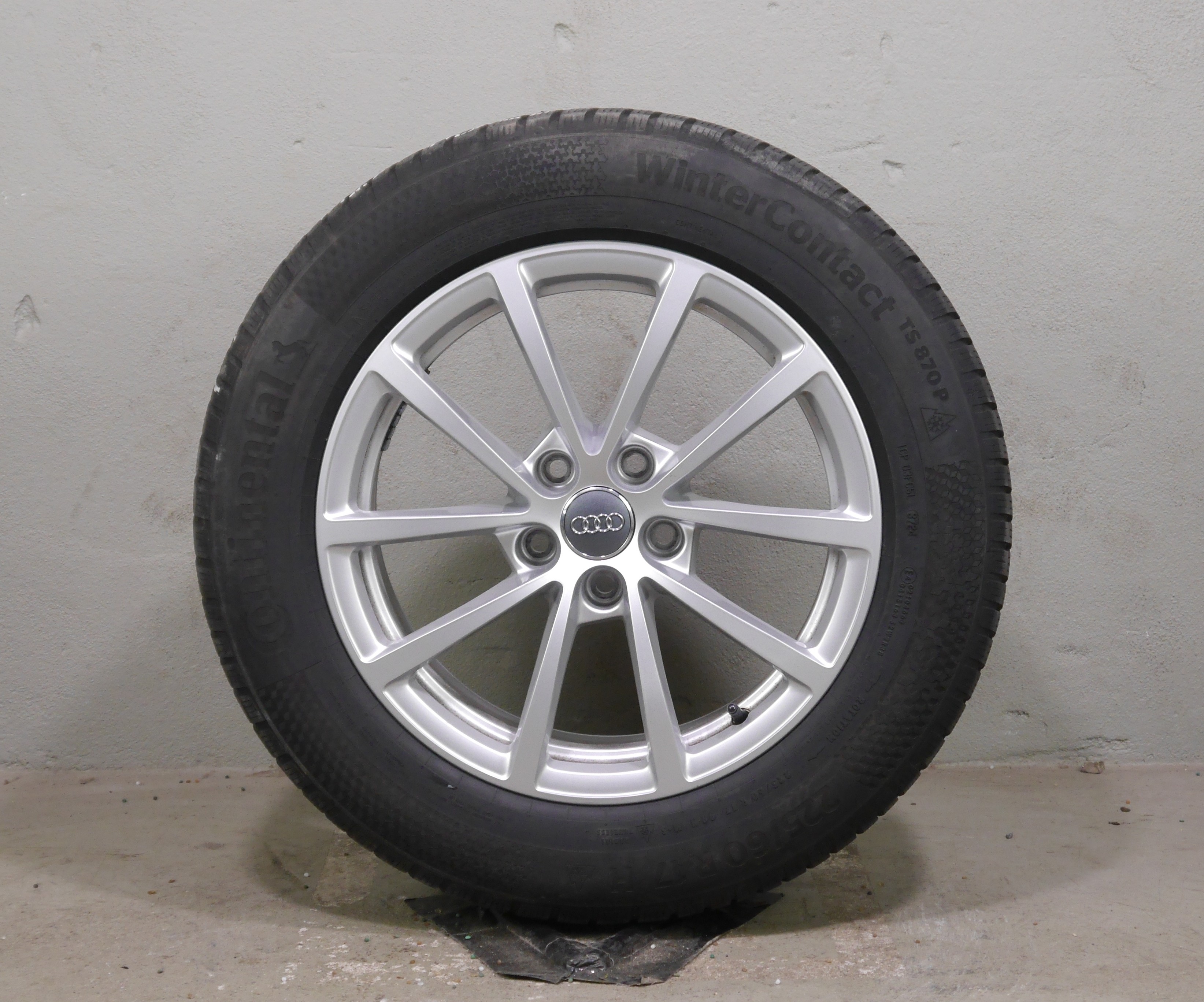 Audi A6 Aluradsatz – Winter 225/60 R17 99H (AO) – 4K0601025-