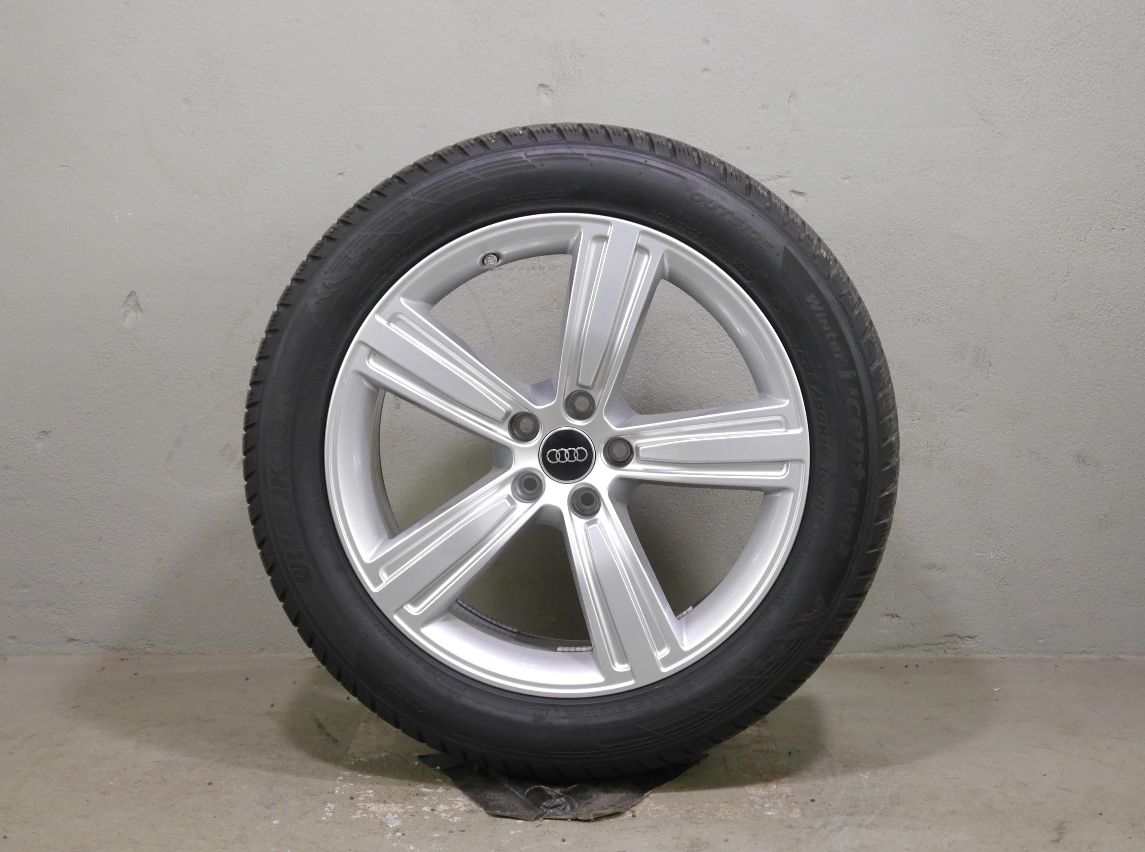 Audi A8 Aluradsatz – Winter 235/50 R19 103H – 4N0601025J