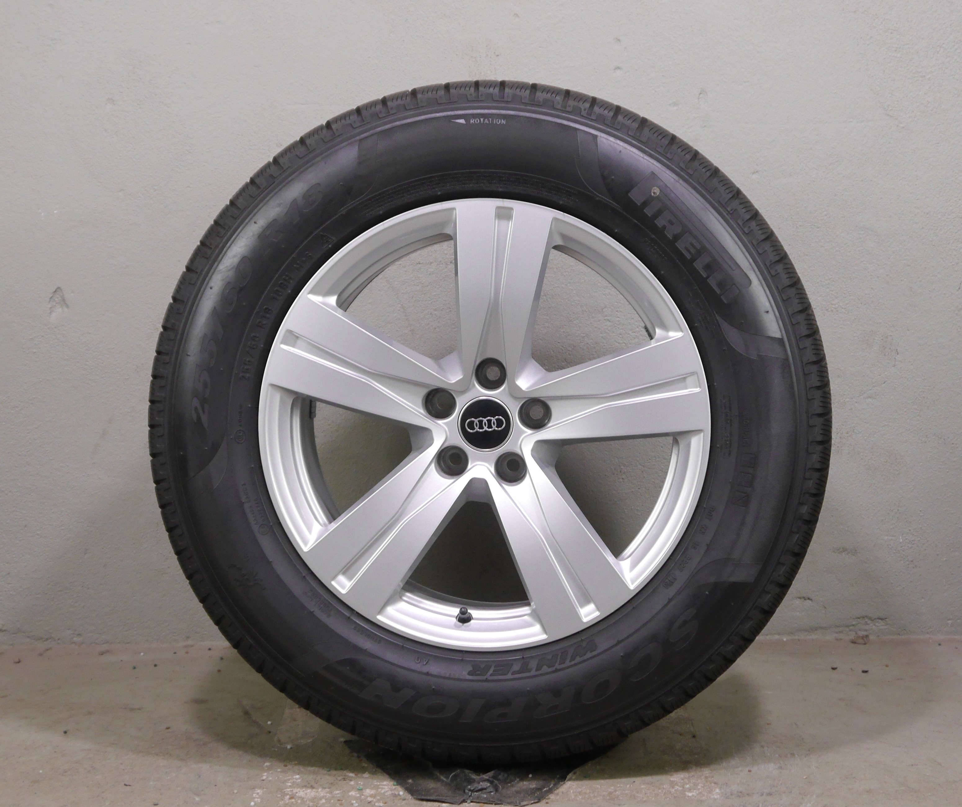 Audi Q7 Aluradsatz – Winter 255/60 R18 108H (AO) – 4M0601025A