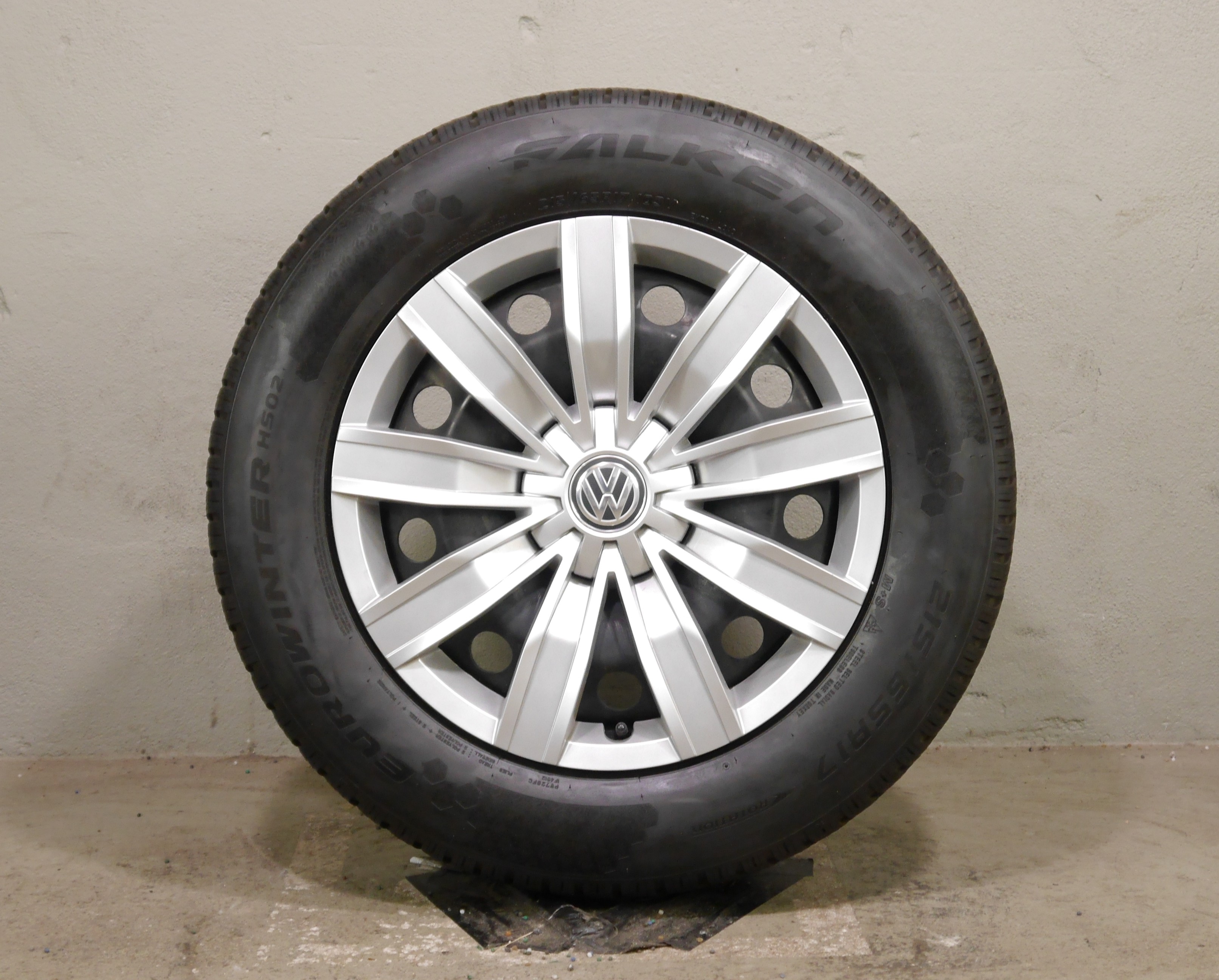 VW Tiguan Allspace (BW) Stahlradsatz – Winter 215/65 R17 99H – 5QF601027G