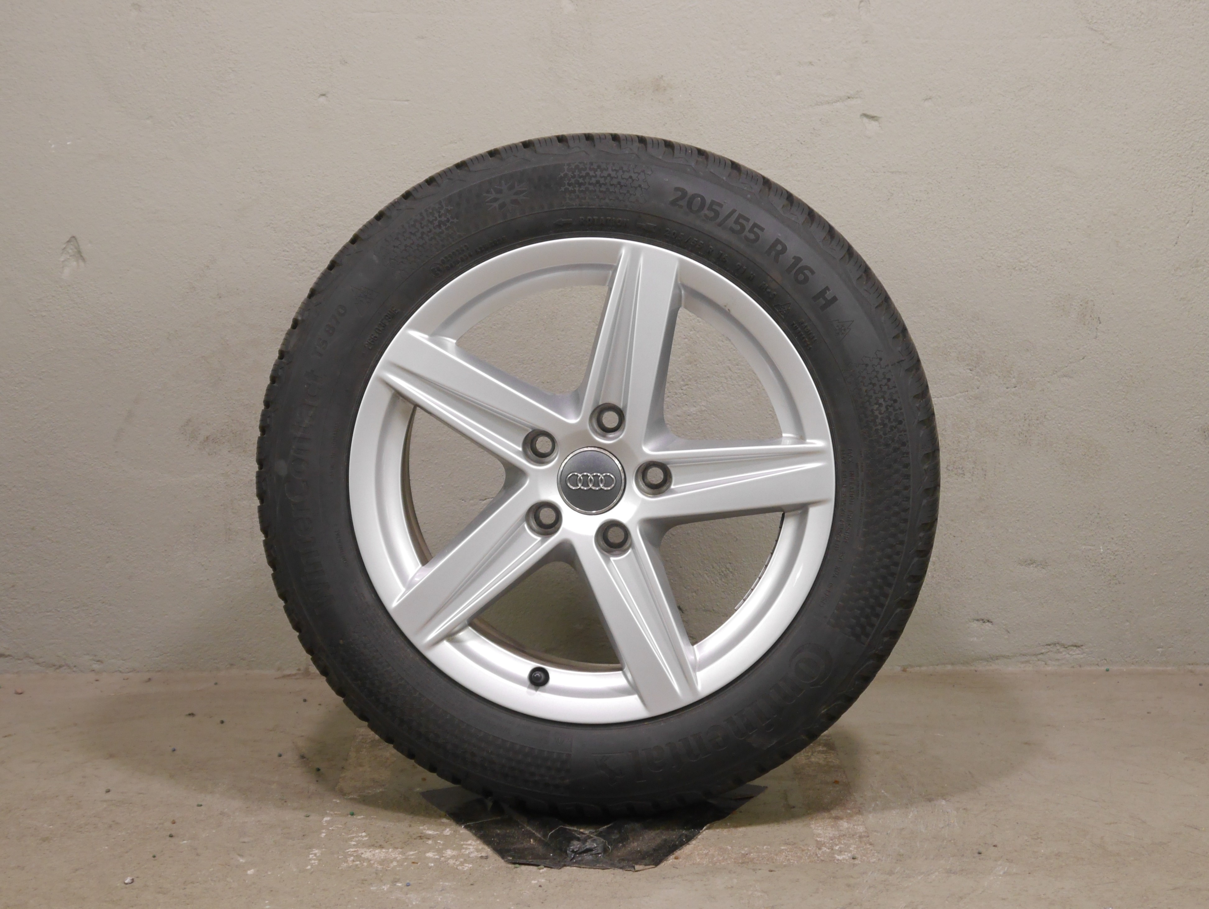 Audi A3 Aluradsatz – Winter 205/55 R16 91H (AO) – 8V0601025CR