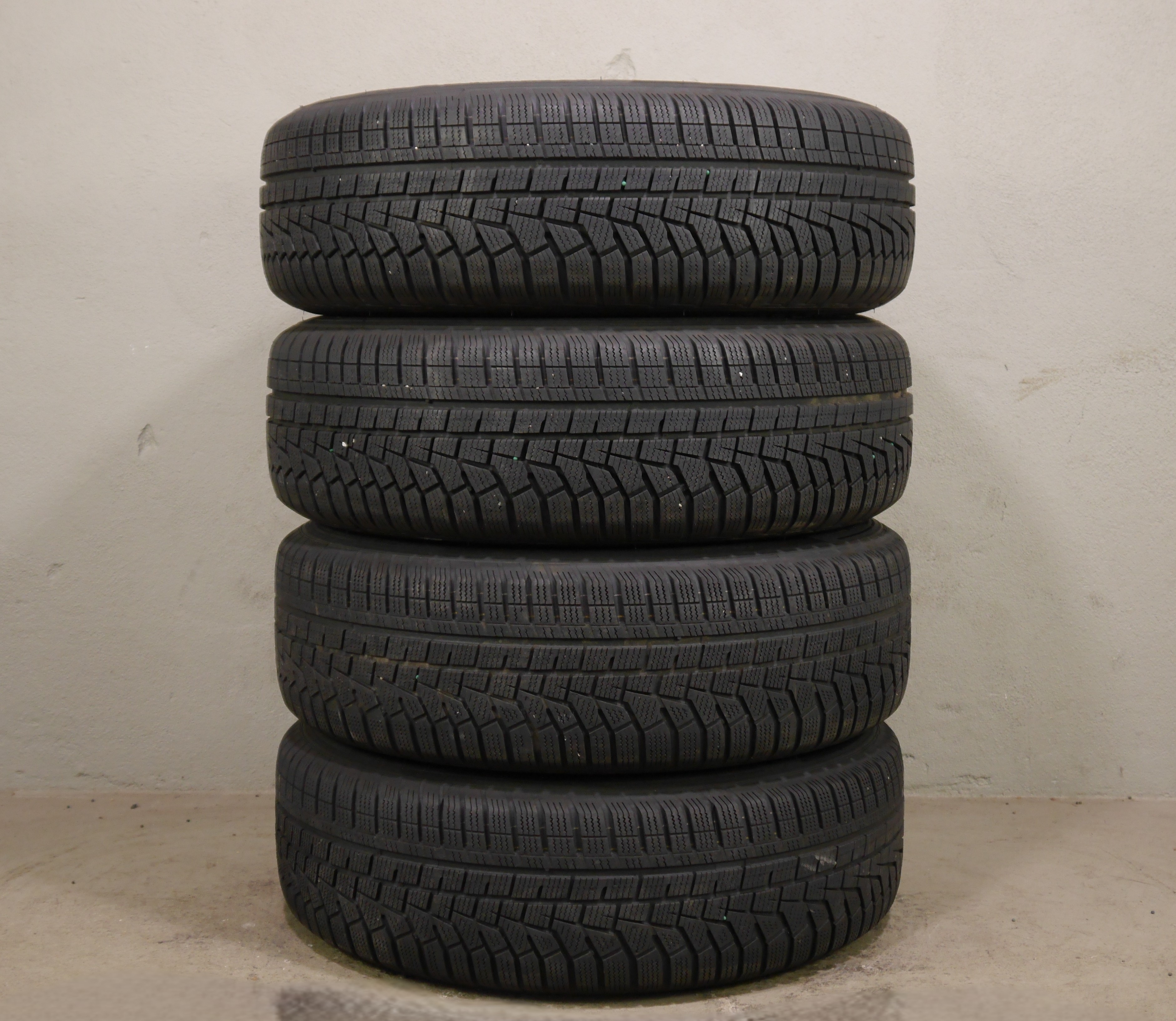Audi Q3 (F3) Aluradsatz – Winter 215/65 R17 99H (AO) – 83A601025AL