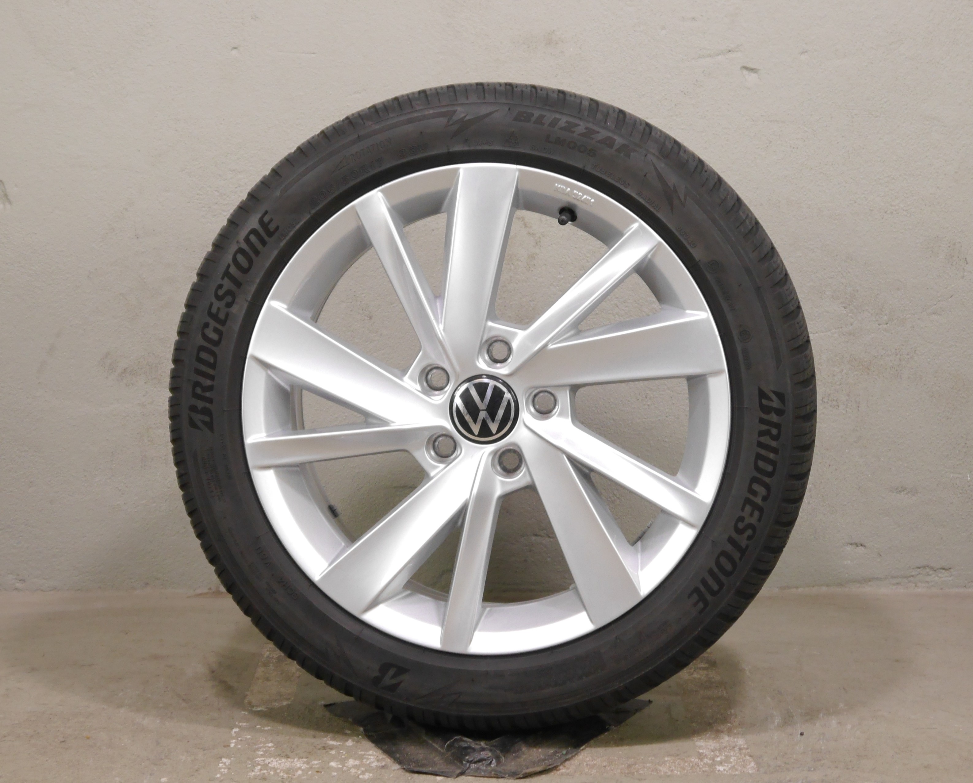 VW Golf Alurad – Winter 205/50 R17 93H – 5H0071497-