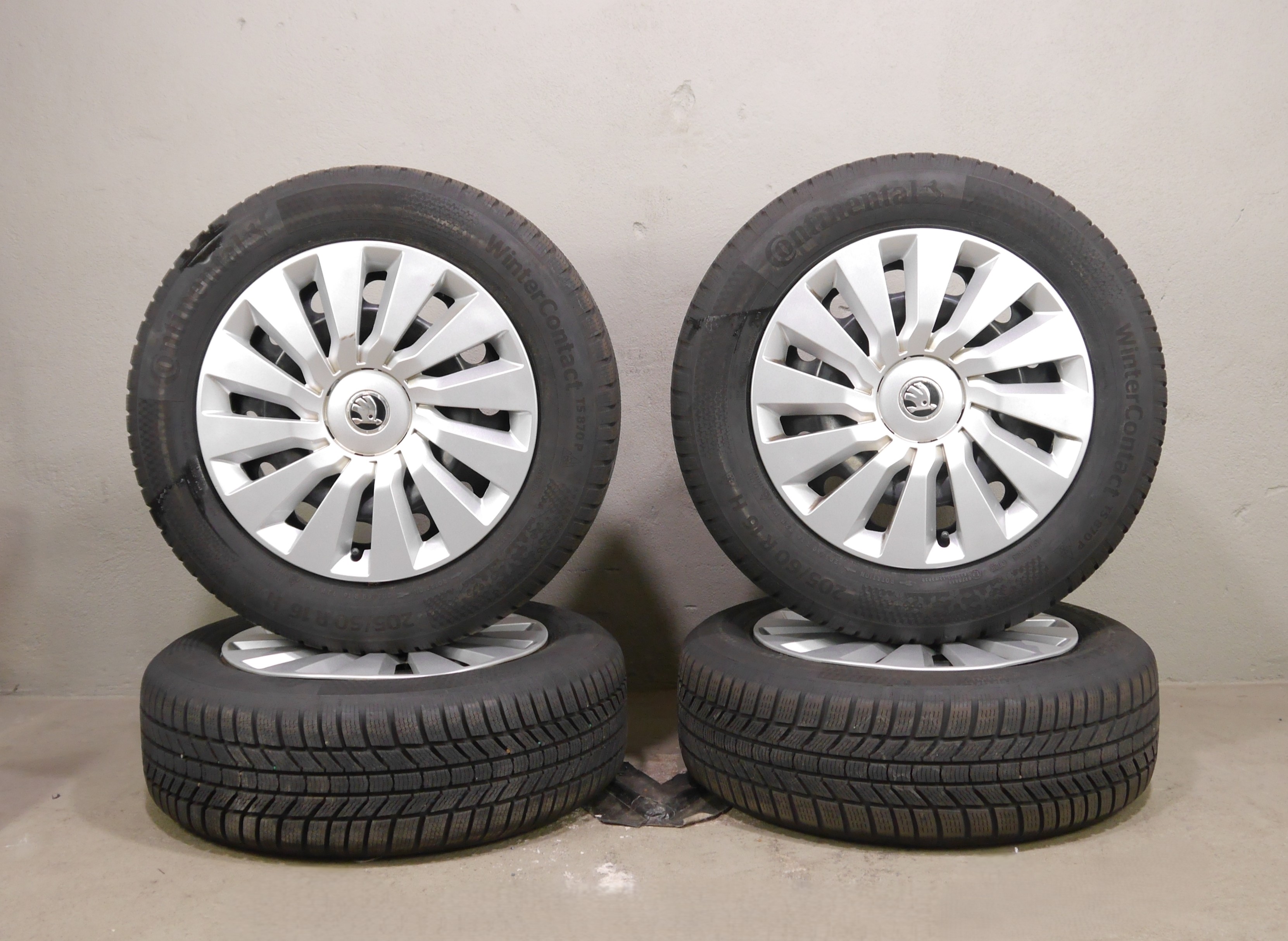 Skoda Octavia (NX) Stahlradsatz – Winter 205/60 R16 92H  – 5Q0601027BR