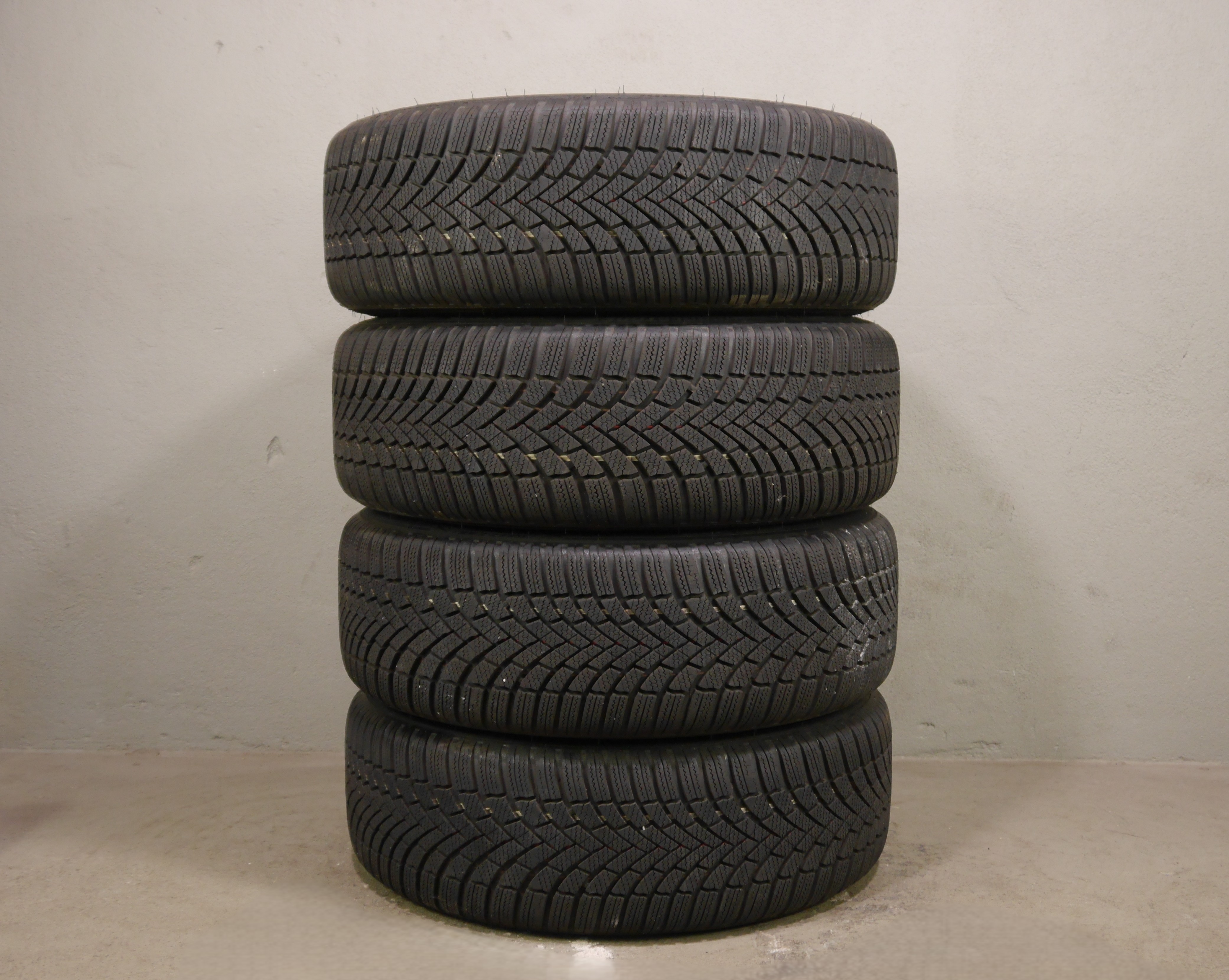 VW ID.3 Aluradsatz – Winter 215/45 R20 95T - 10A601025AA
