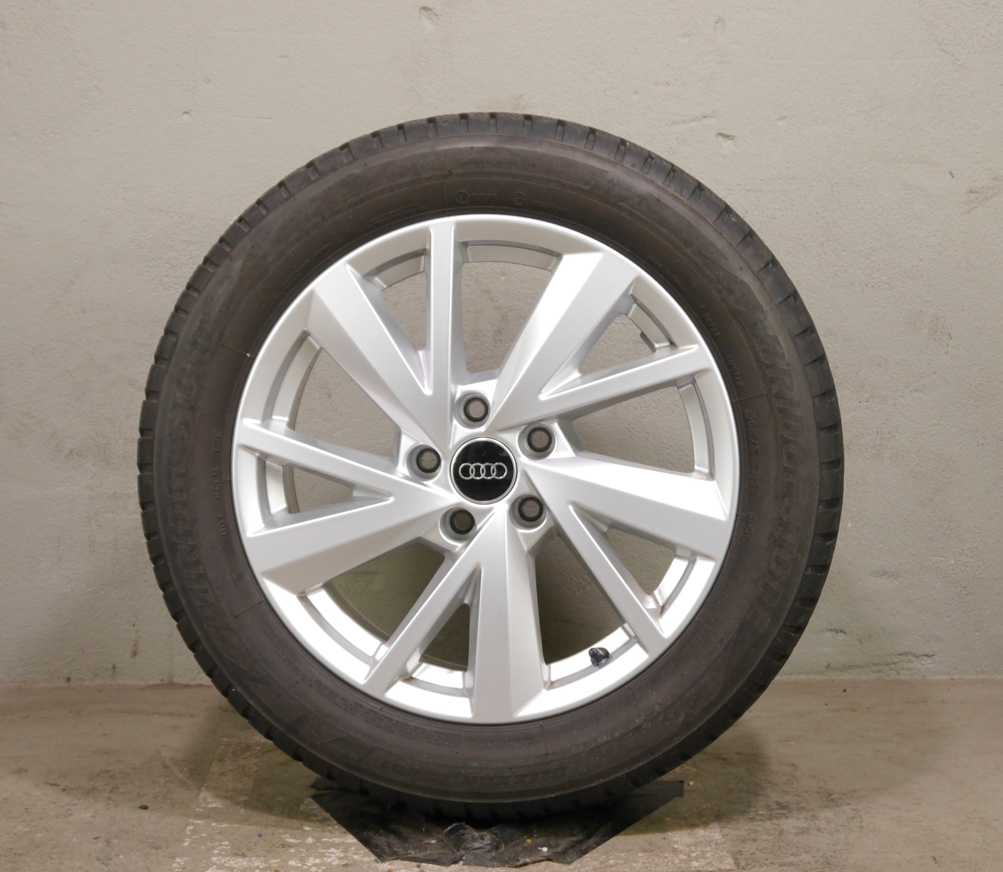 Audi Q2 (GA) Aluradsatz – Winter 215/55 R17 94V (AO) – 81A601025C