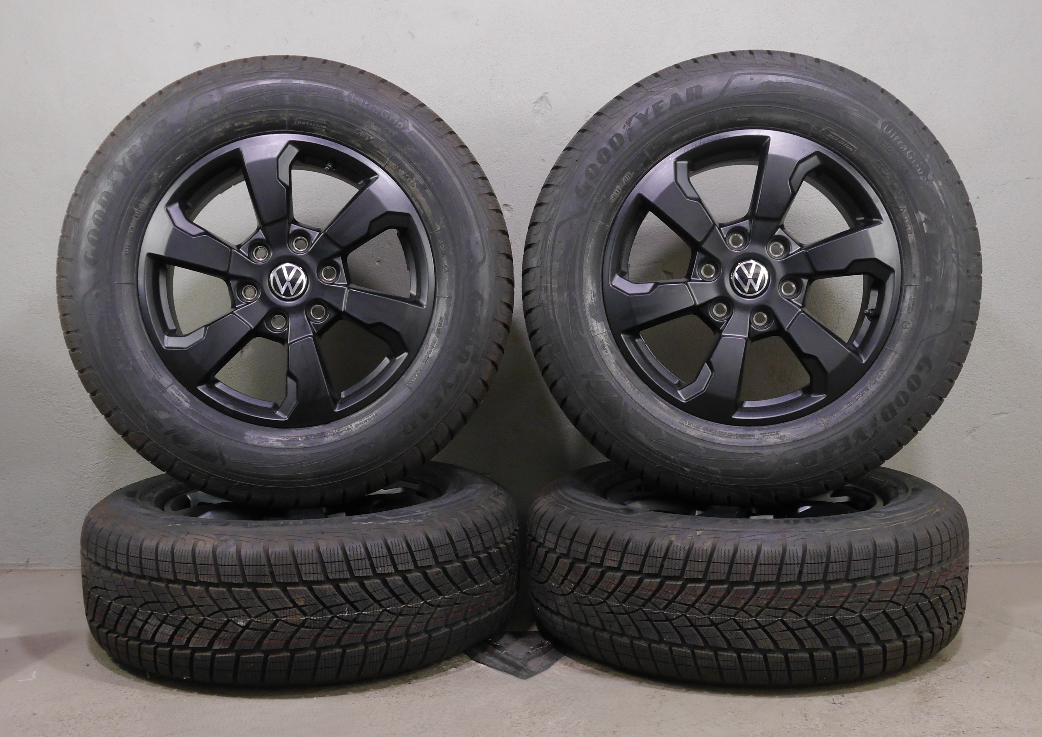 Volkswagen Amarok Aluradsatz – Winter 255/65 R18 111H – 2HJ601025L