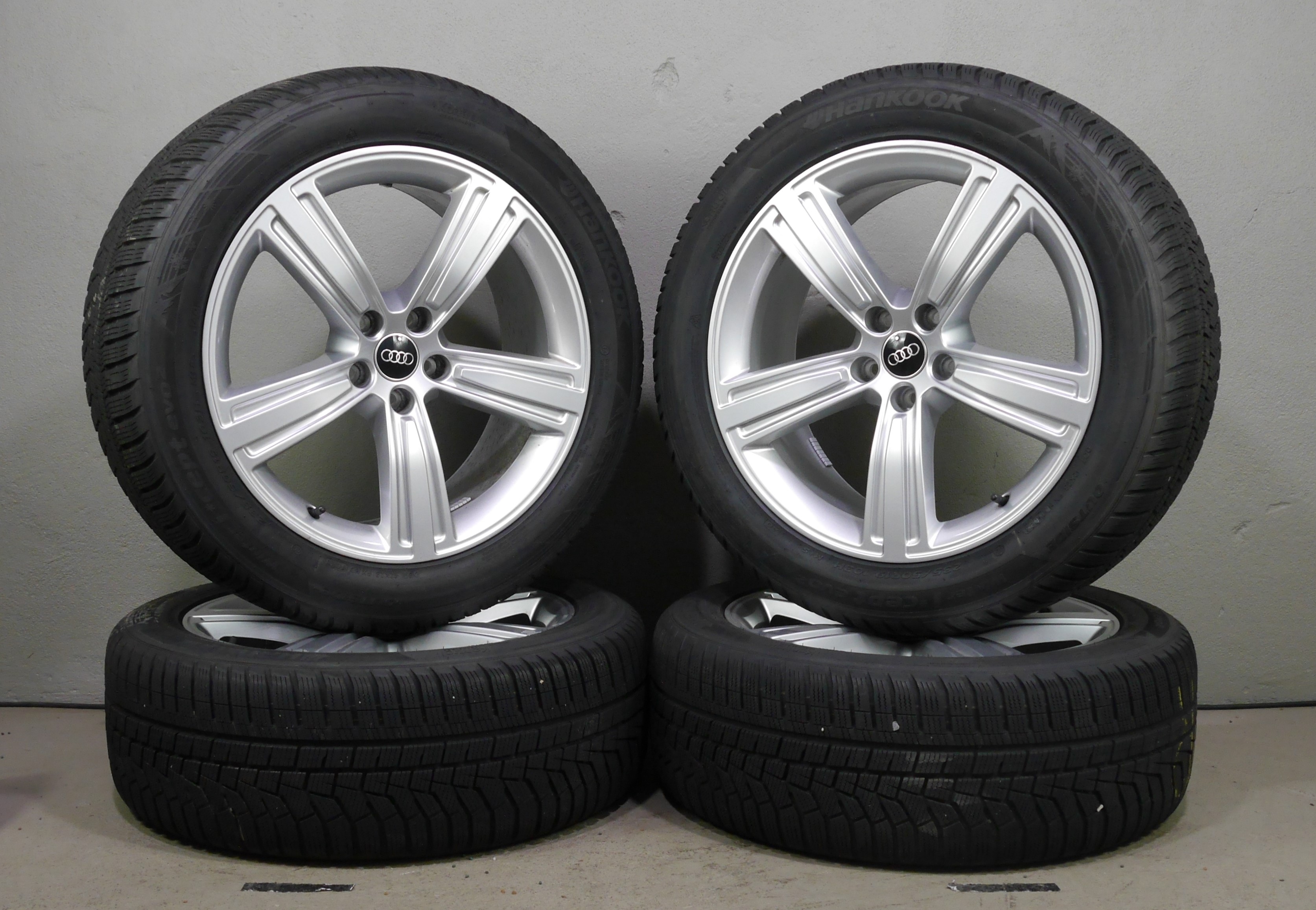 Audi A8 Aluradsatz – Winter 235/50 R19 103H – 4N0601025J