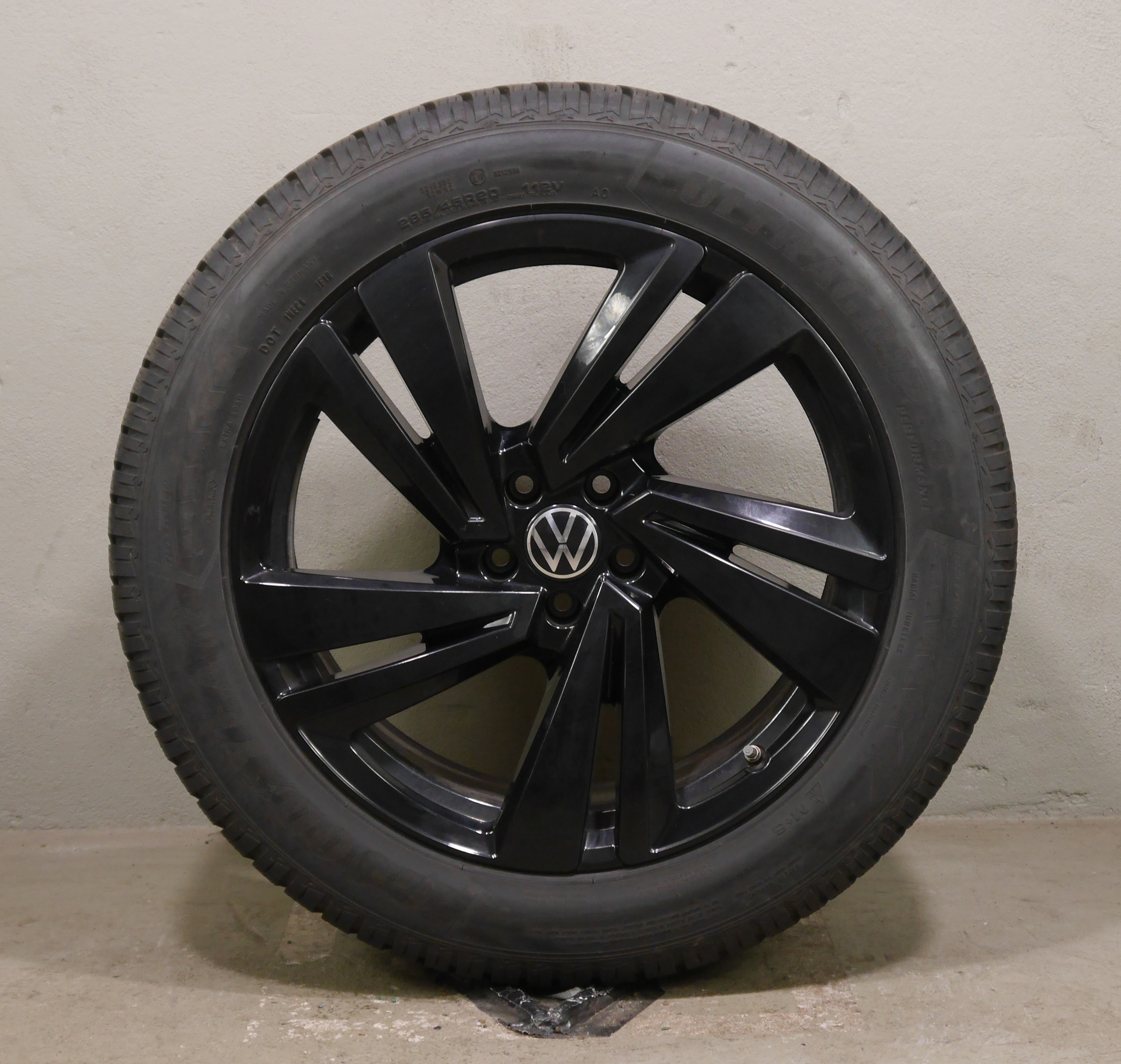 Volkswagen Touareg Aluradsatz – Winter 285/45 R20 112V – 760601025S mit RDKS