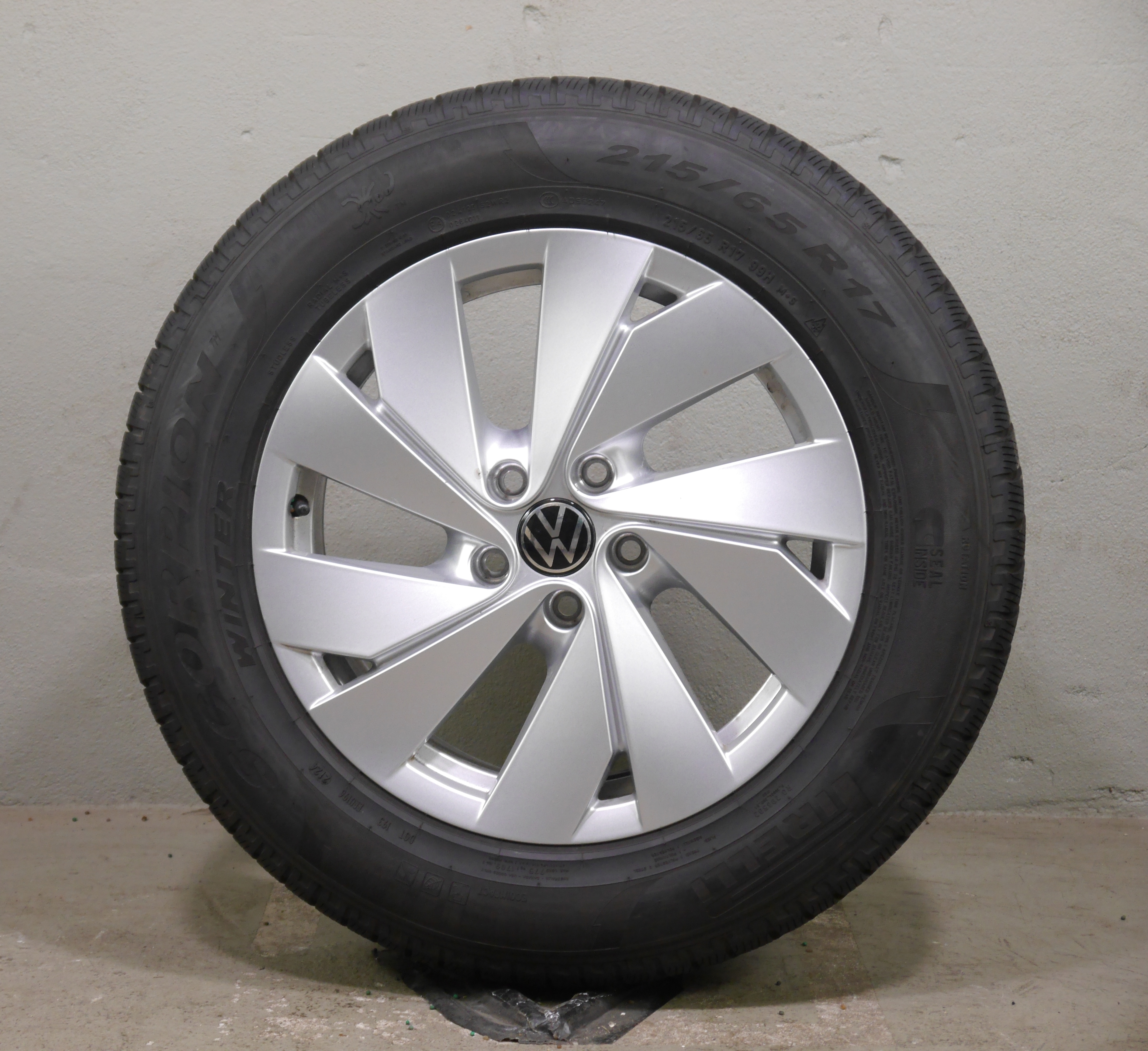 VW Tiguan Aluradsatz Belmont – Winter 215/65 R17 99H - 571601025-