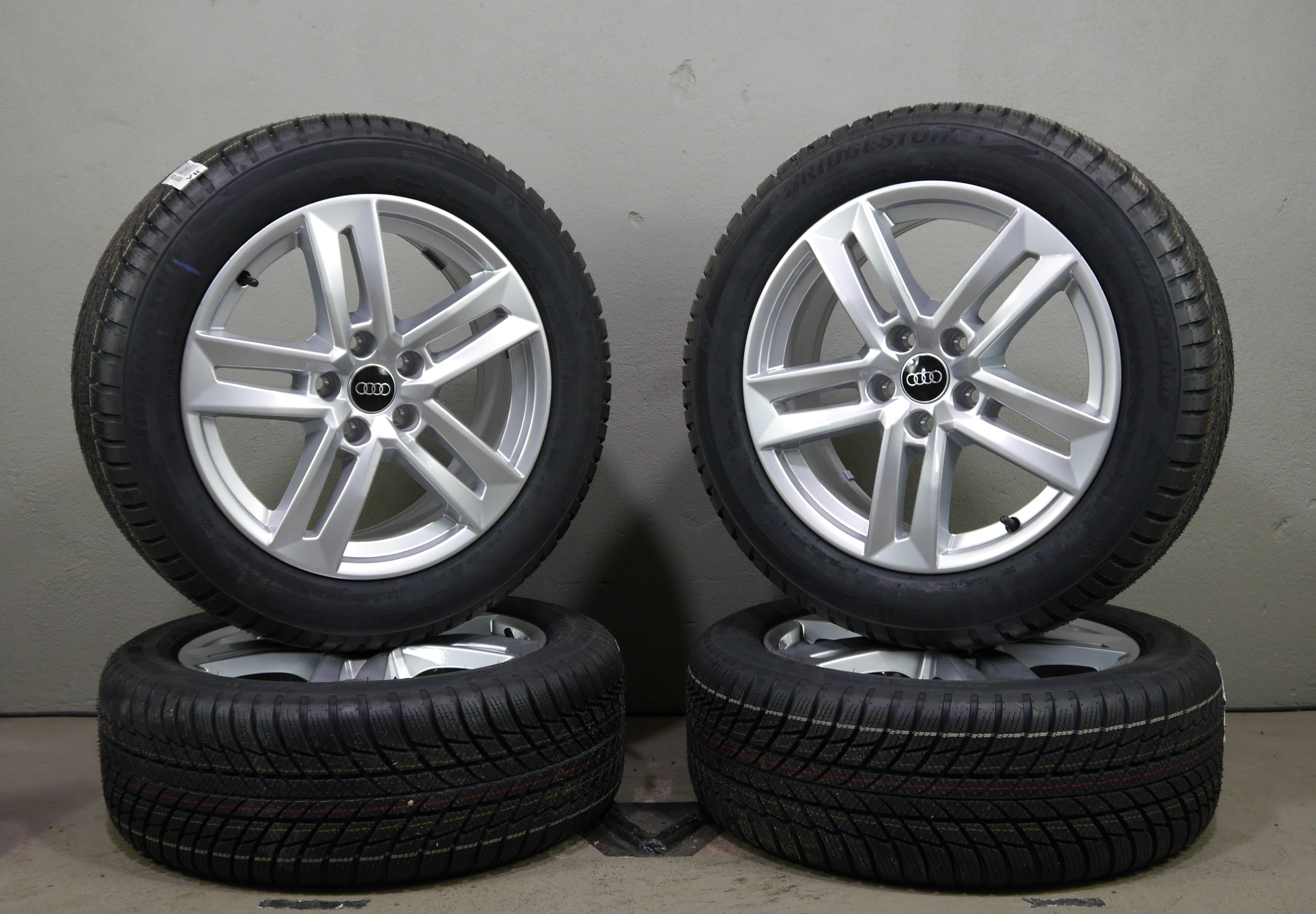 Audi A4 Limousine Aluradsatz – Winter 225/50 R17 98H – 8W0601025P