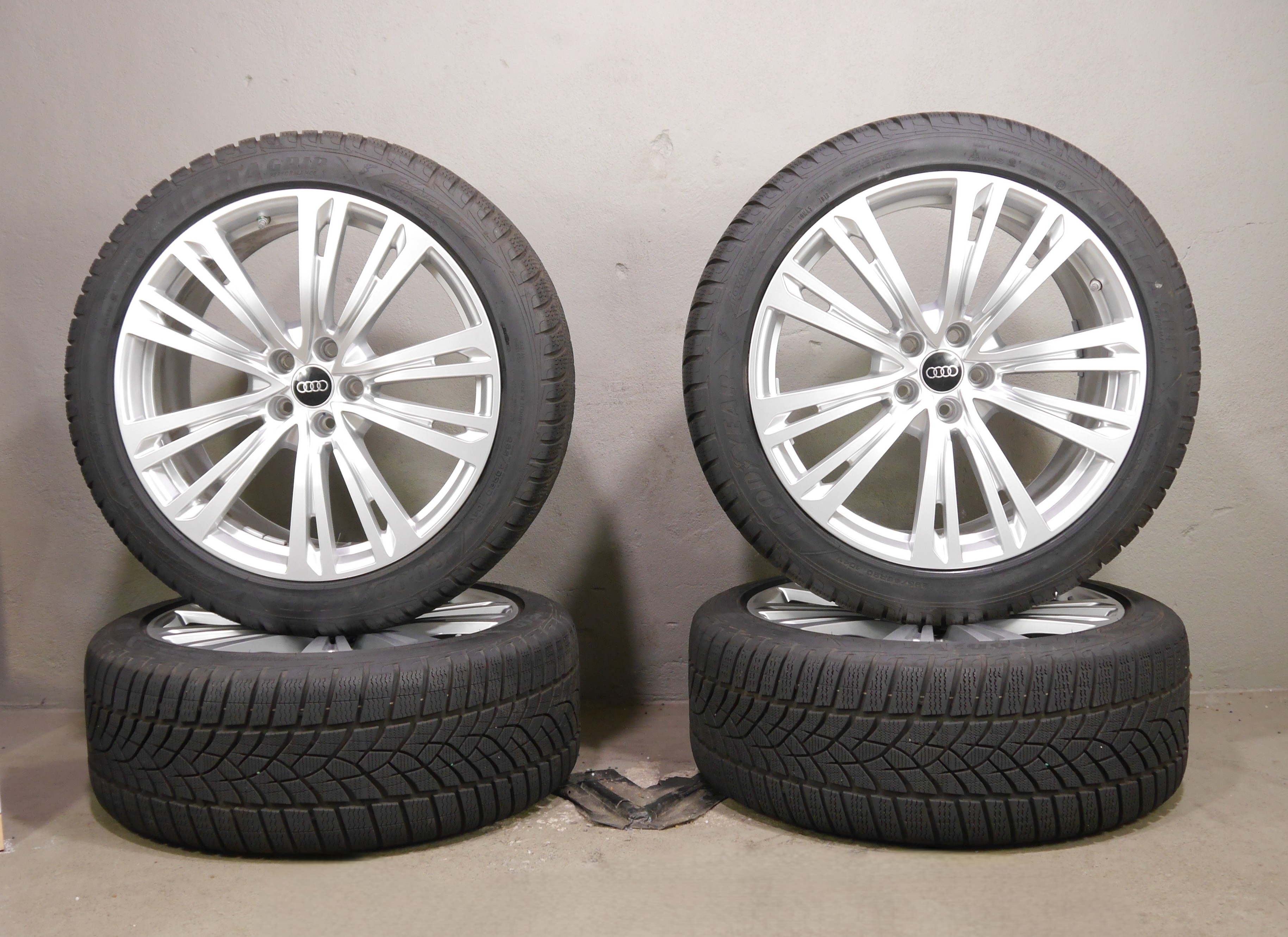 Audi S8 Aluradsatz – Winter 265/40 R20 104V – 4N0601025Q mit RDKS