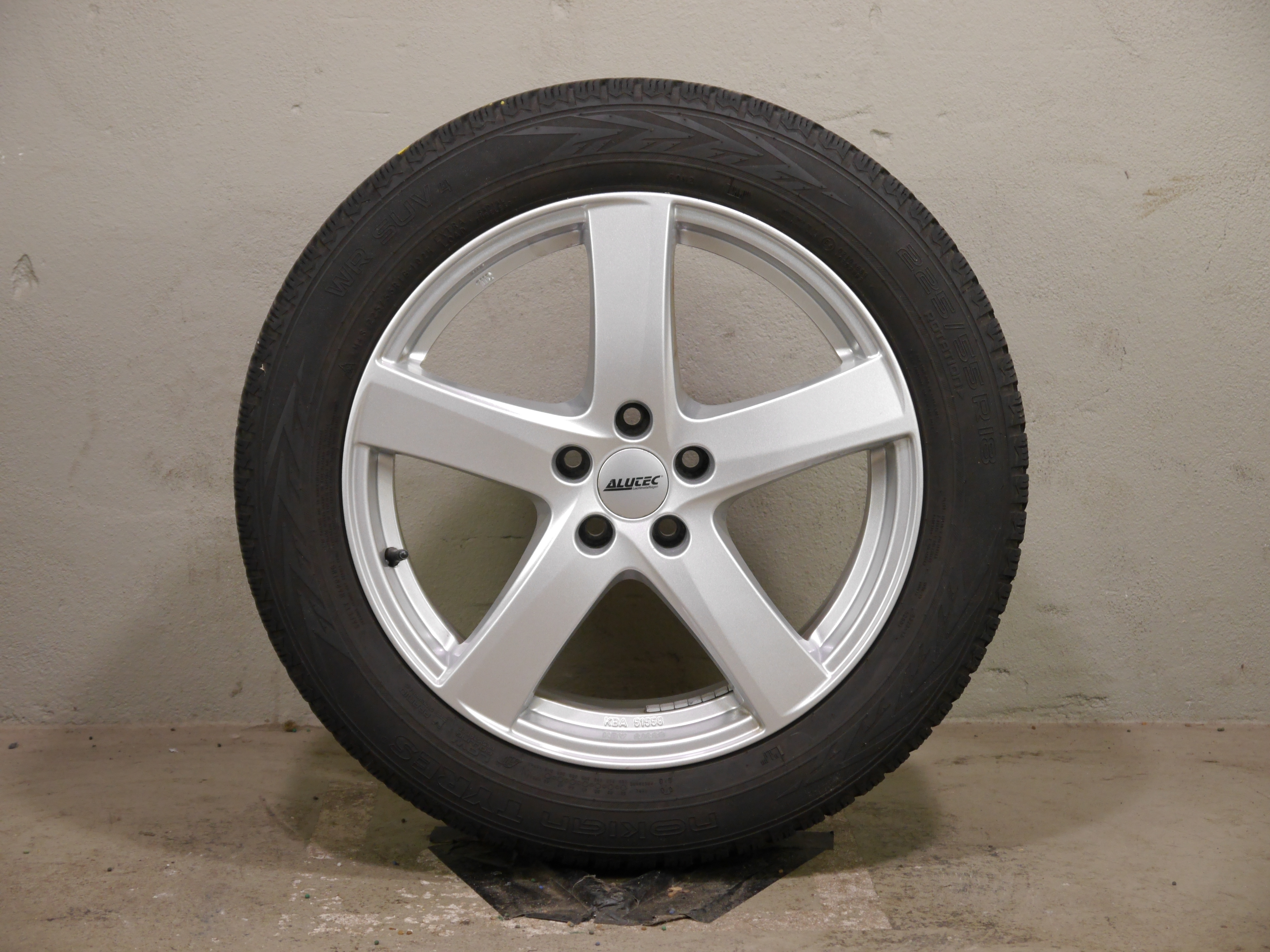 VW Tiguan (5N) Aluradsatz – Winter 225/55 R18 102H – KBA51558