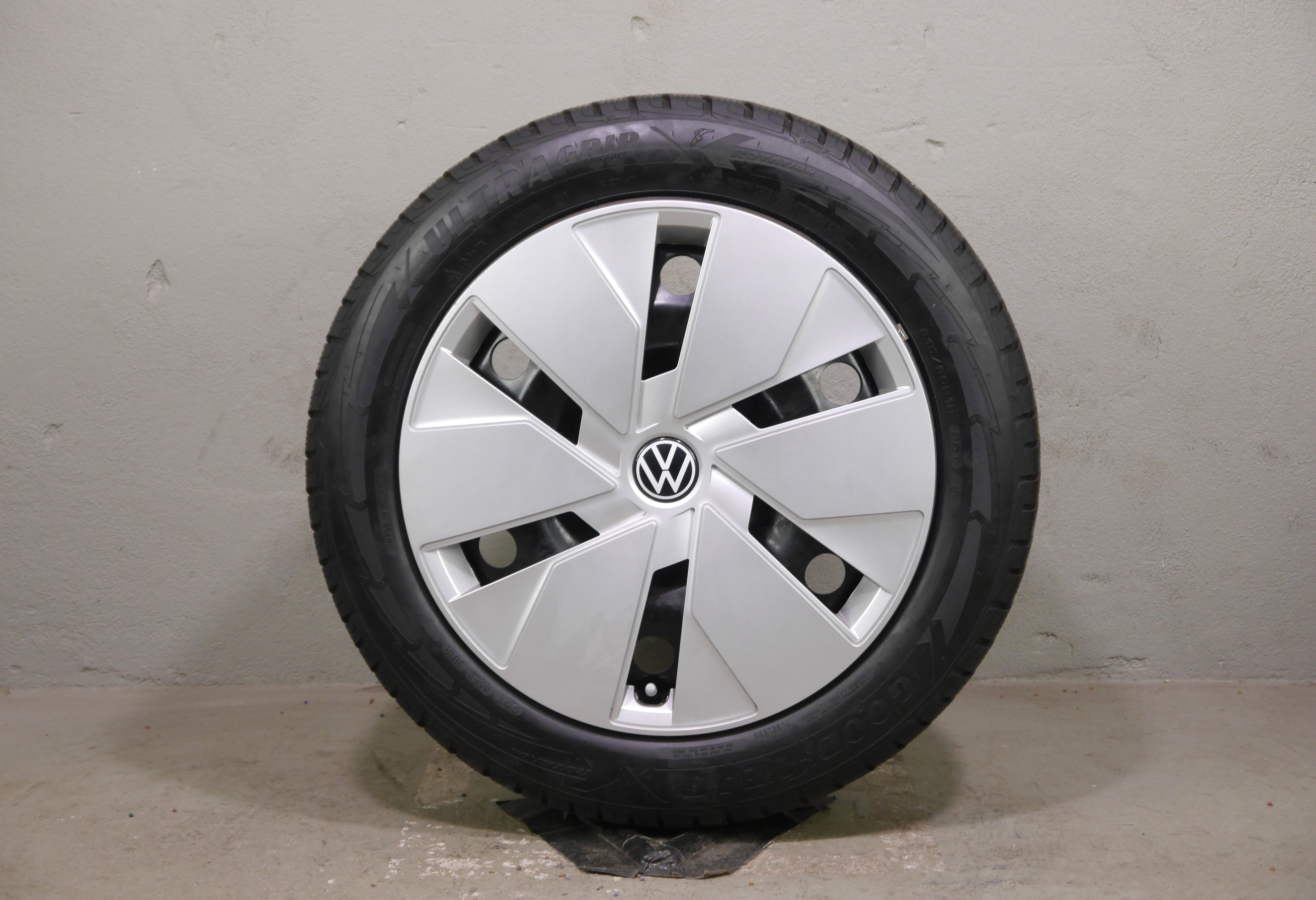 Volkswagen ID.3 Stahlradsatz – Winter 215/55 R18 95T - 1EA601027-