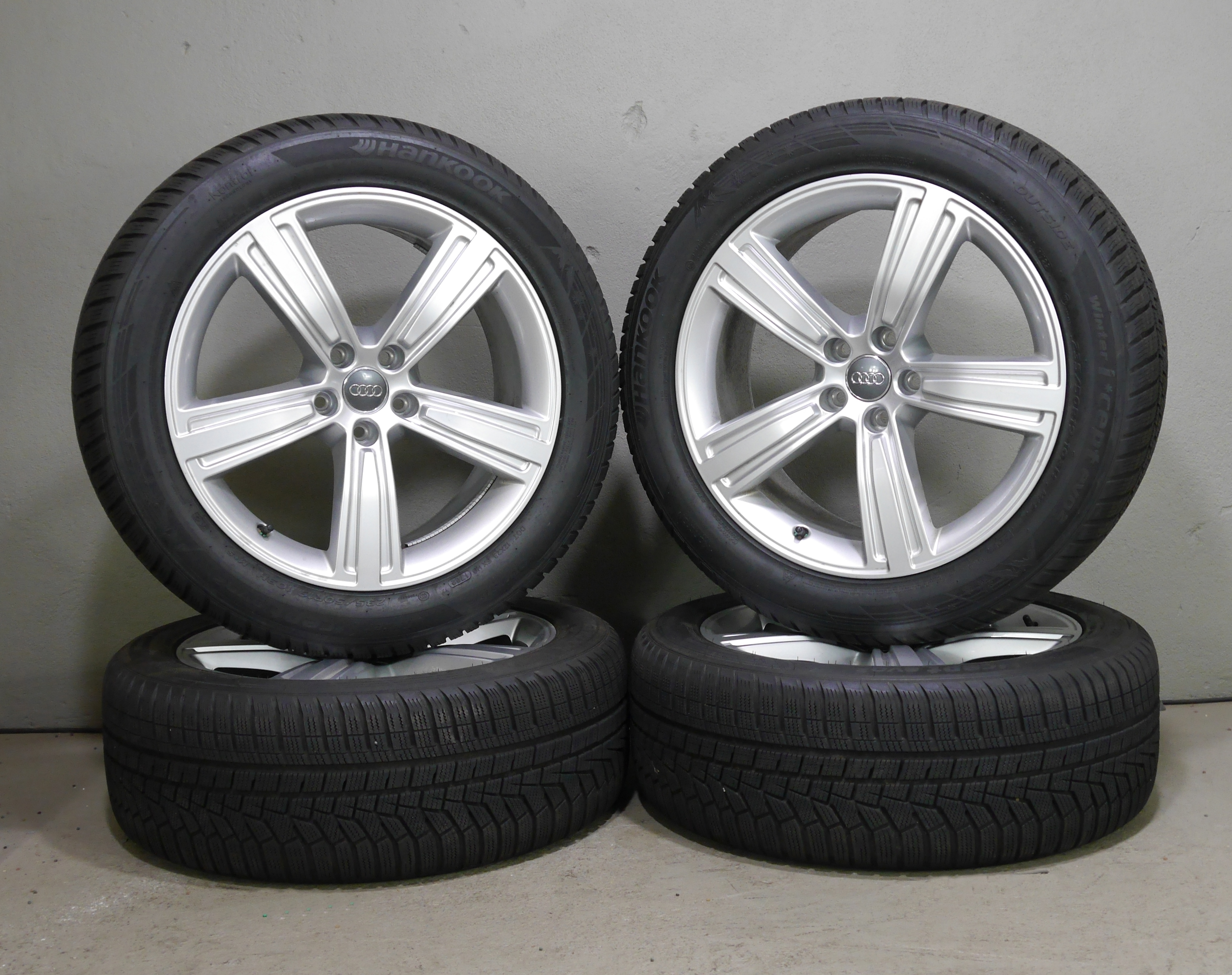 Audi A8 Aluradsatz – Winter 235/50 R19 103H – 4N0601025J 