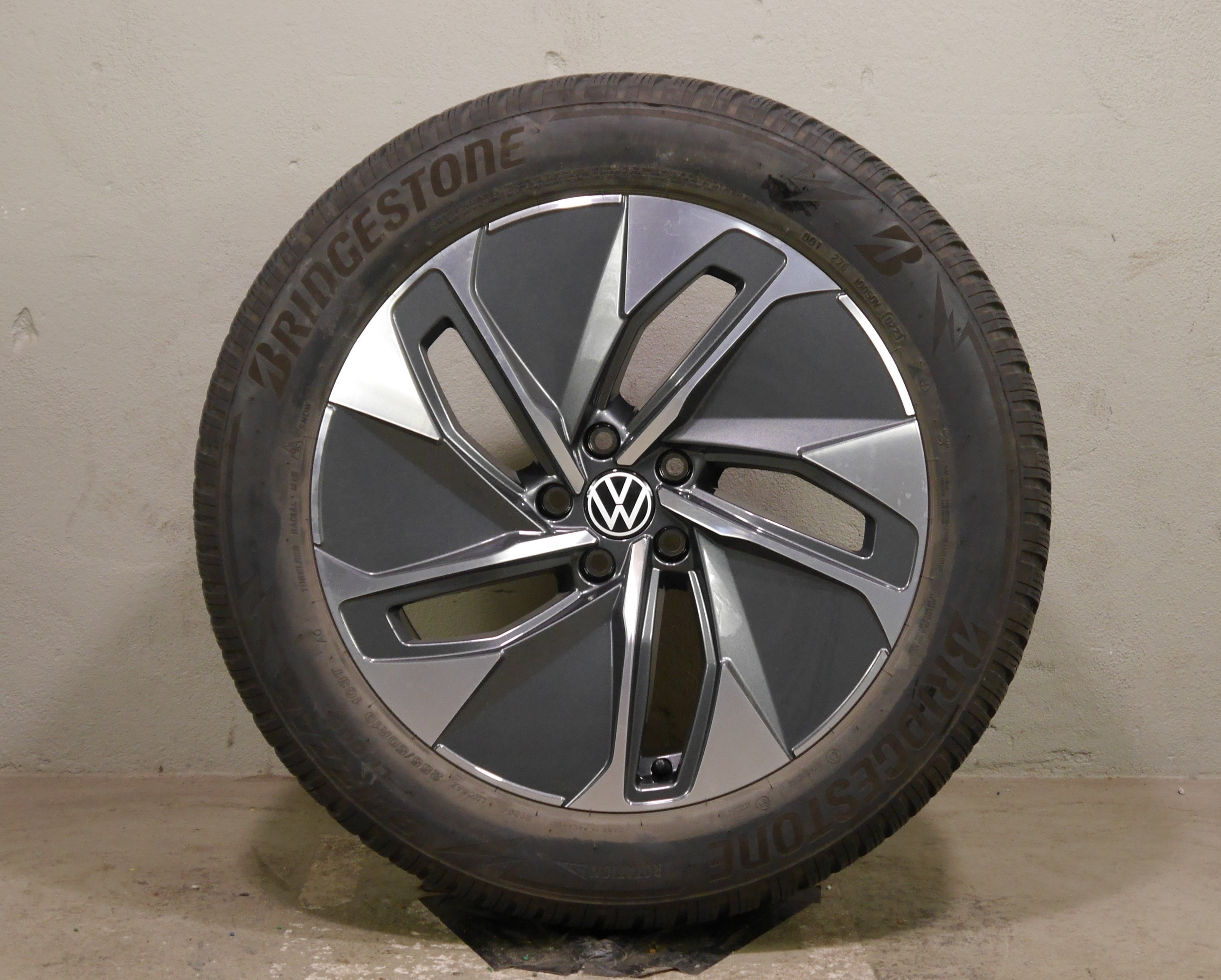 VW ID.4 ID.5 Aluradsatz – Winter 235/55 R19 101T 255/50/19 - 11A601025M