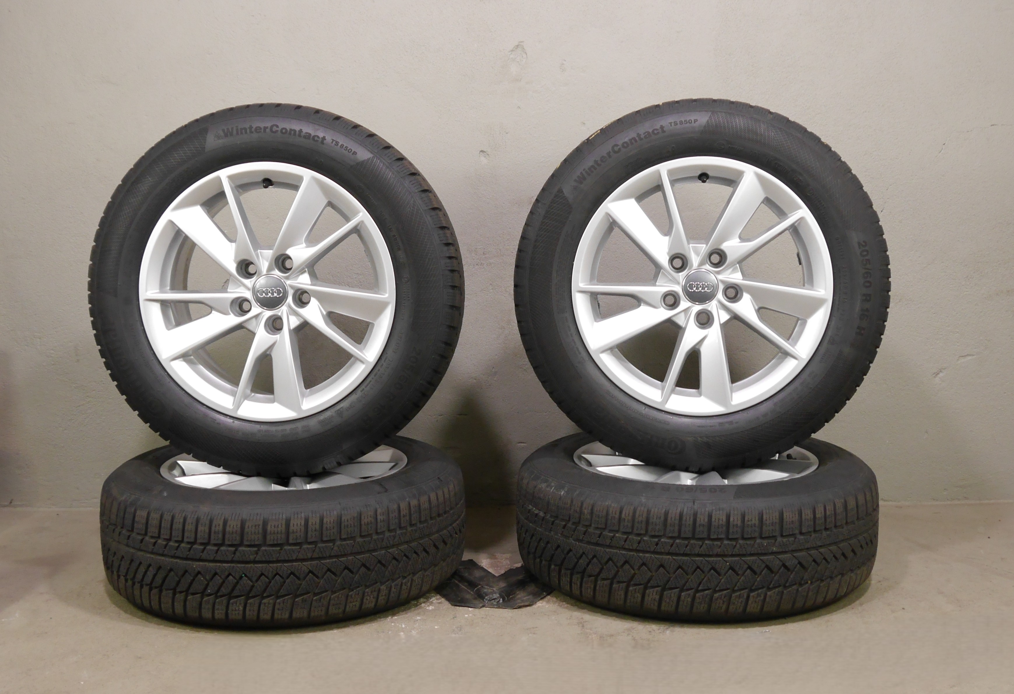 Audi A4 (8W) Aluradsatz – Winter 205/60 R16 96H – 8W0601025B