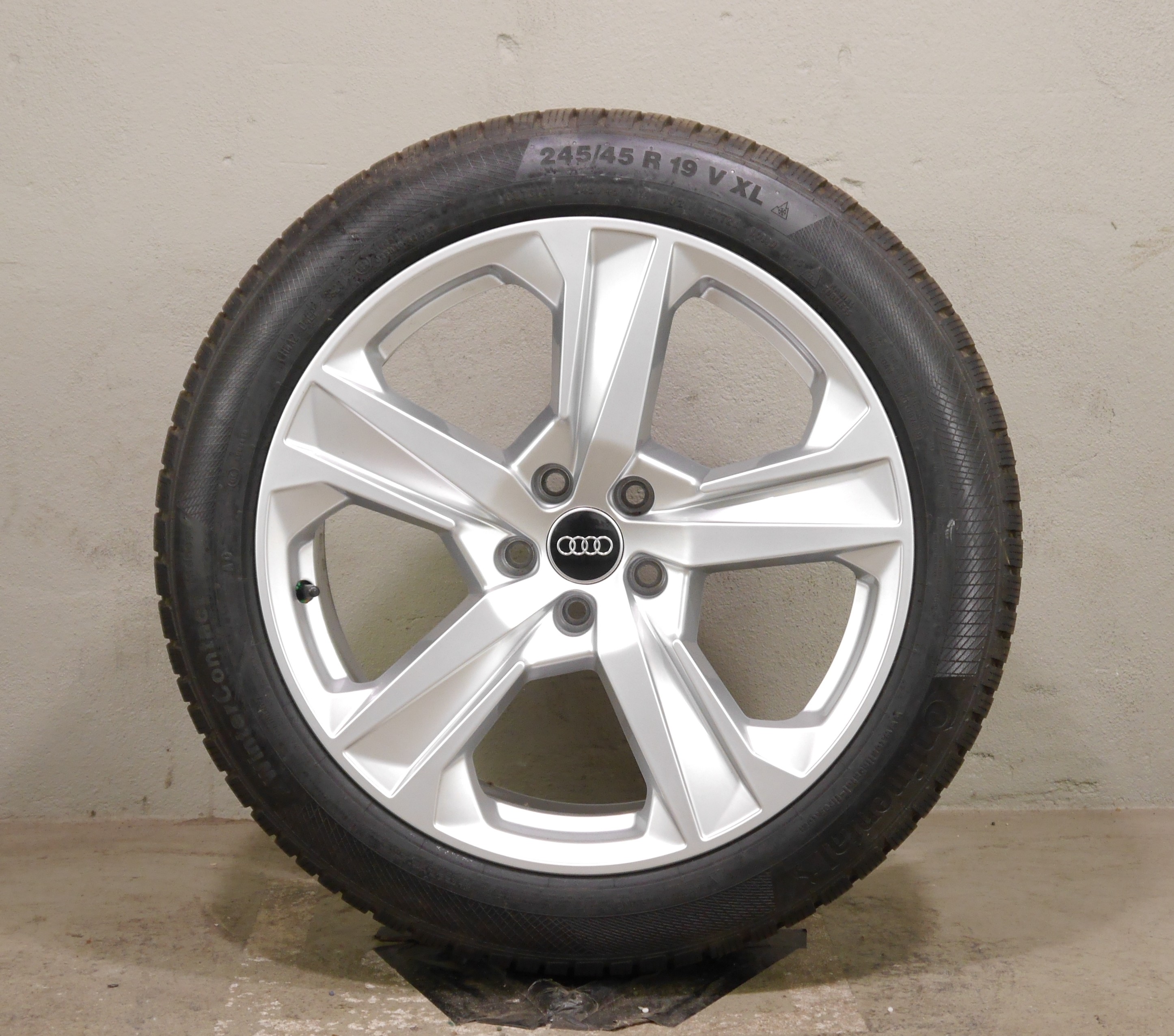 Audi A7 Sportback Aluradsatz – Winter 245/45 R19 102V (AO) – 4K8601025J