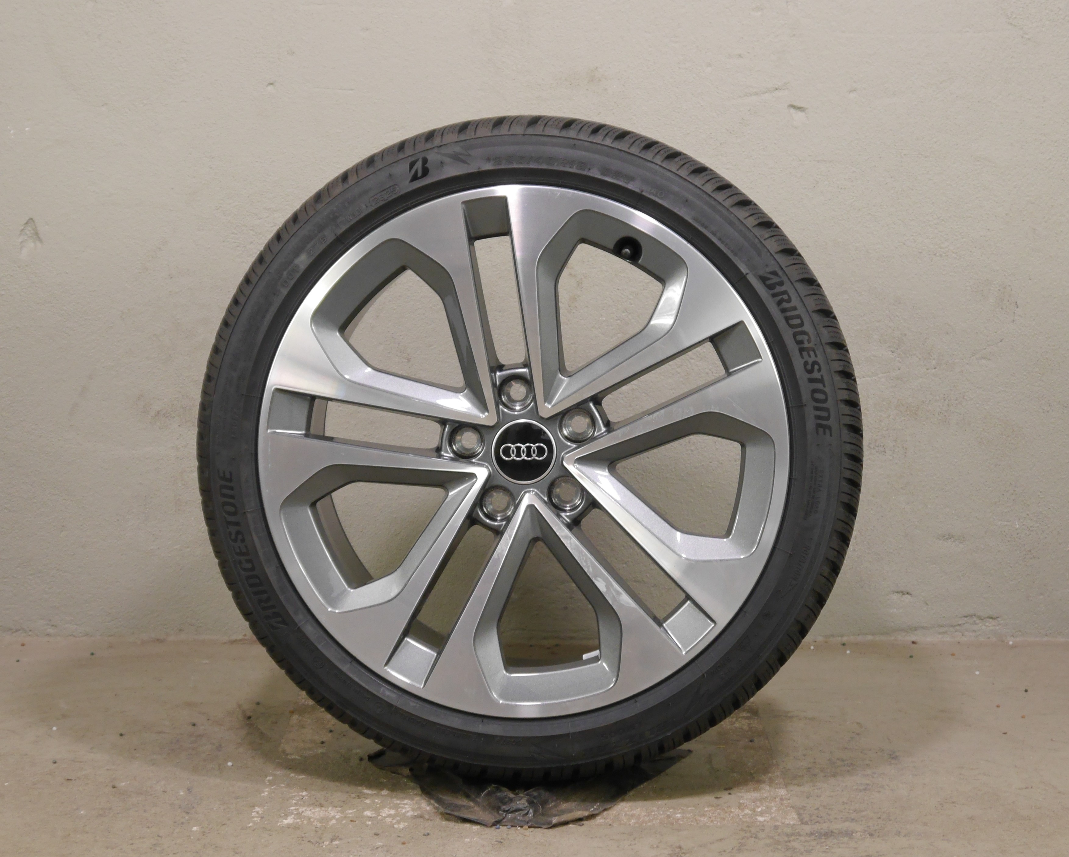 Audi A3 Aluradsatz – Winter 225/40 R18 92V (AO) – 8Y0601025CE
