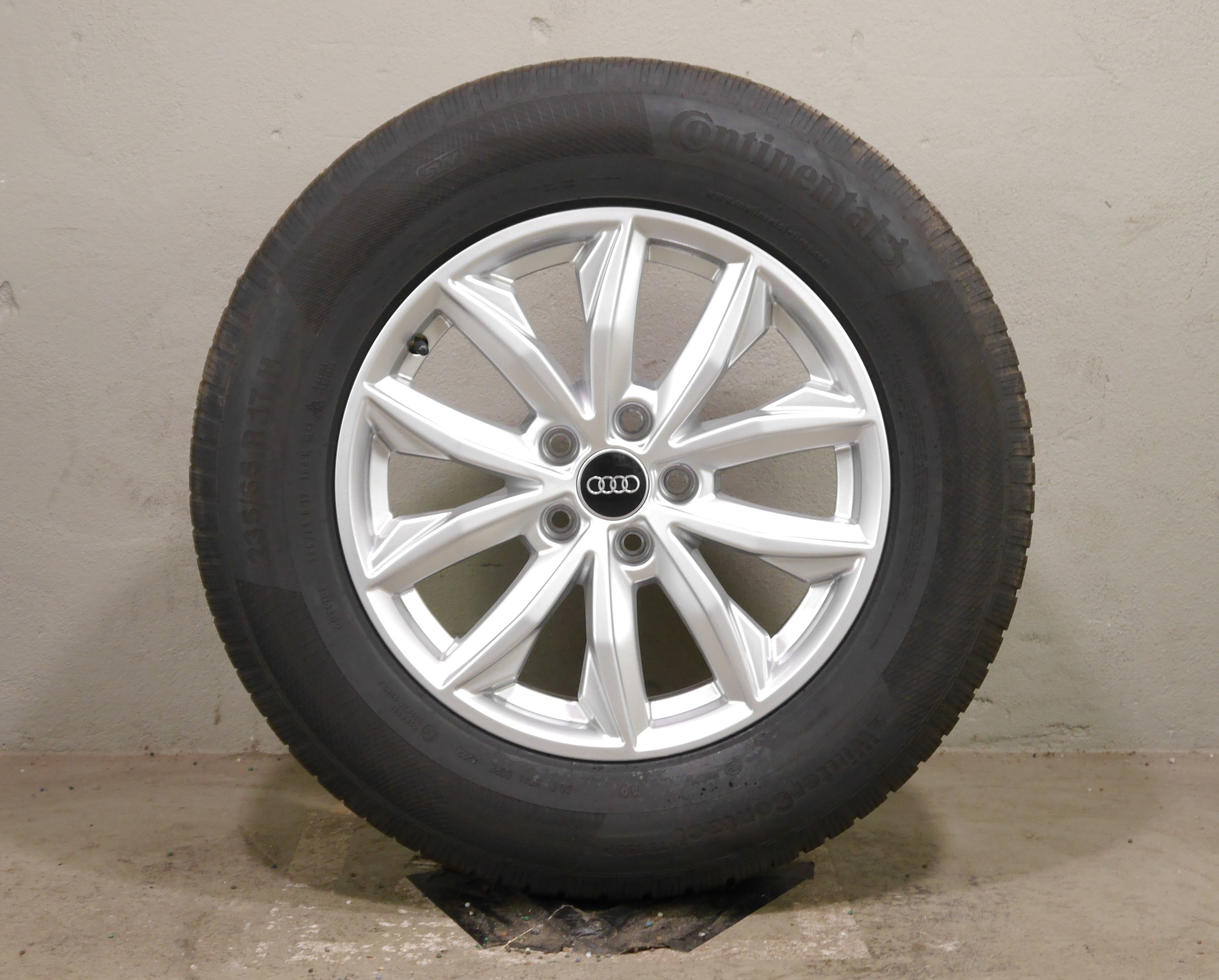 Audi Q5 Aluradsatz – Winter 235/65 R17 104H (AO) – 80A601025J