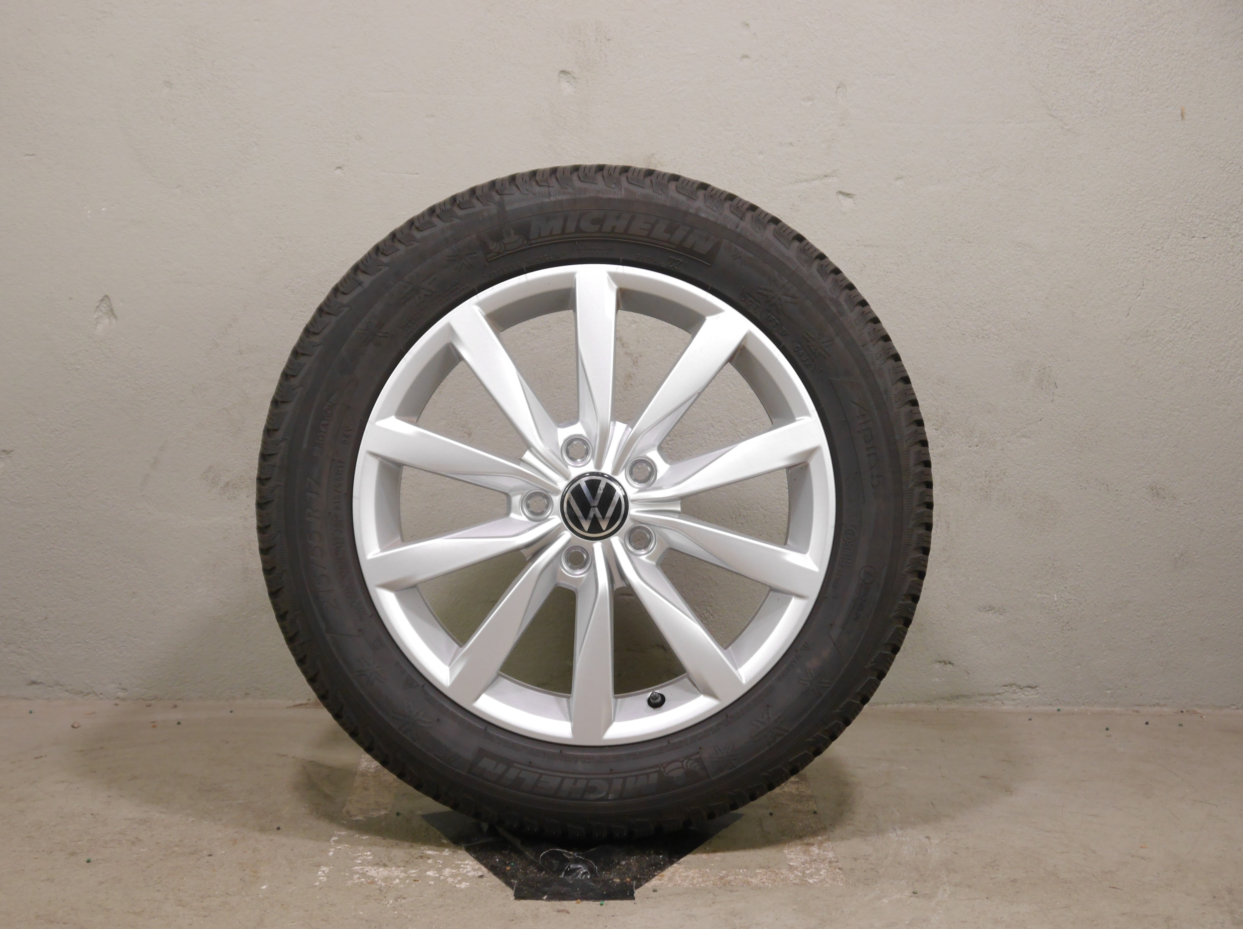 Volkswagen T-ROC Aluradsatz - Winter 215/55 R17 94V  5G0601025K