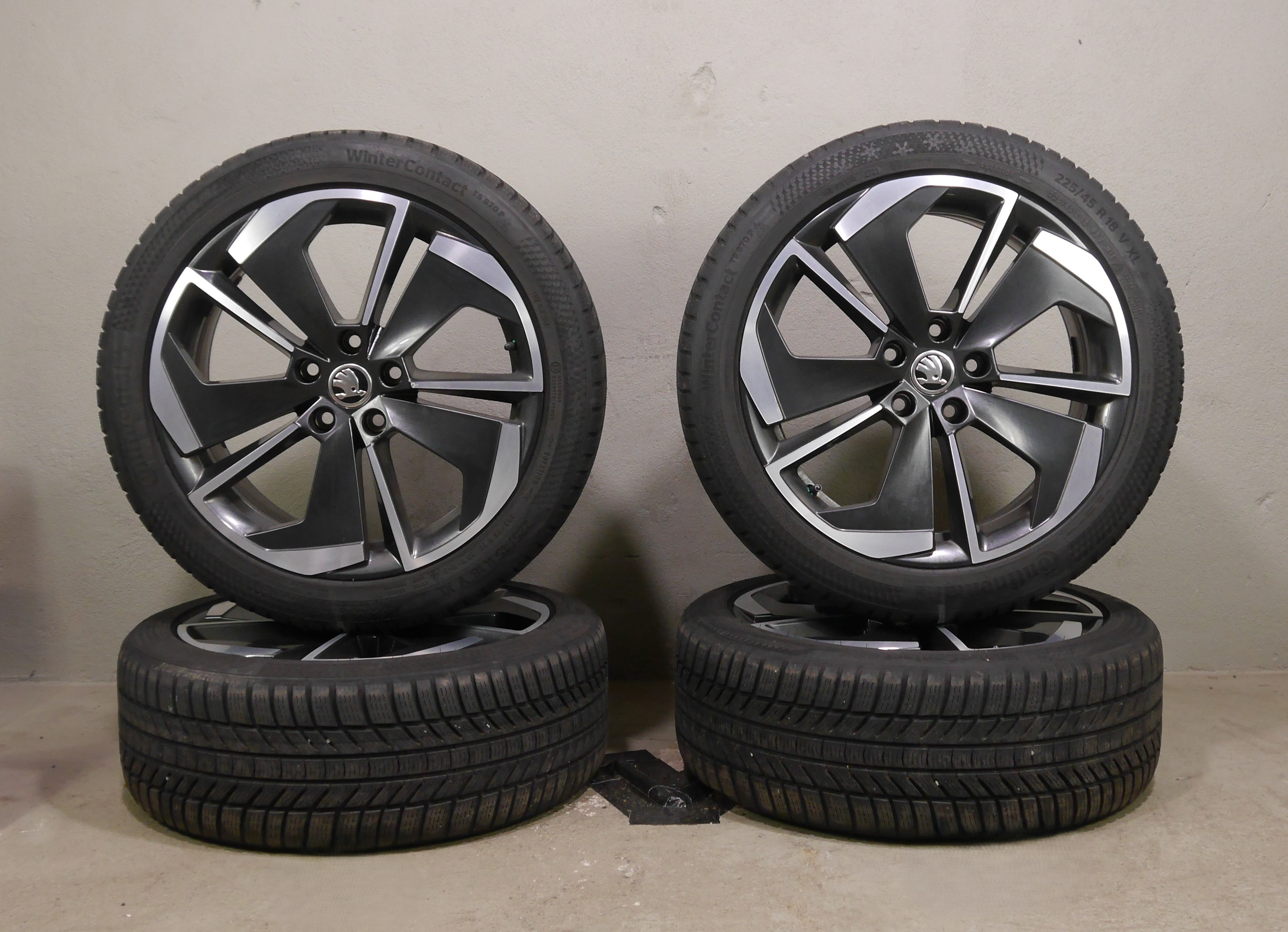 ŠKODA Octavia 5E Aluradsatz – Winter 225/45 R18 95V – 5E3601025AP