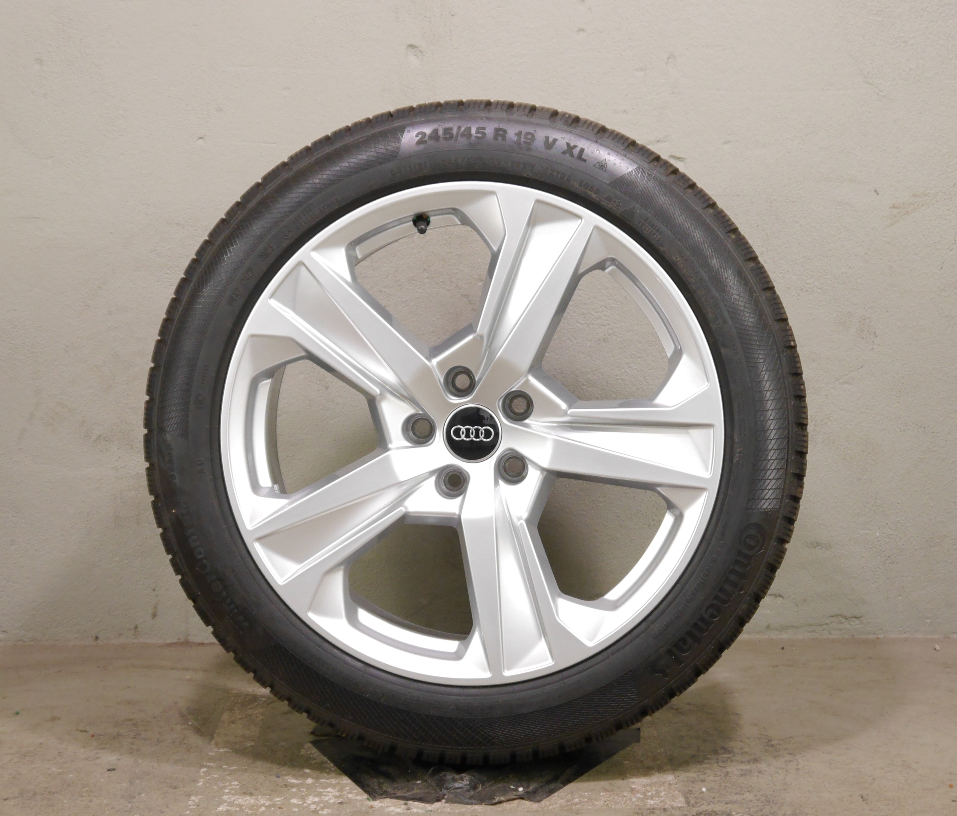 Audi A7 Sportback Aluradsatz – Winter 245/45 R19 102V (AO) – 4K8601025J