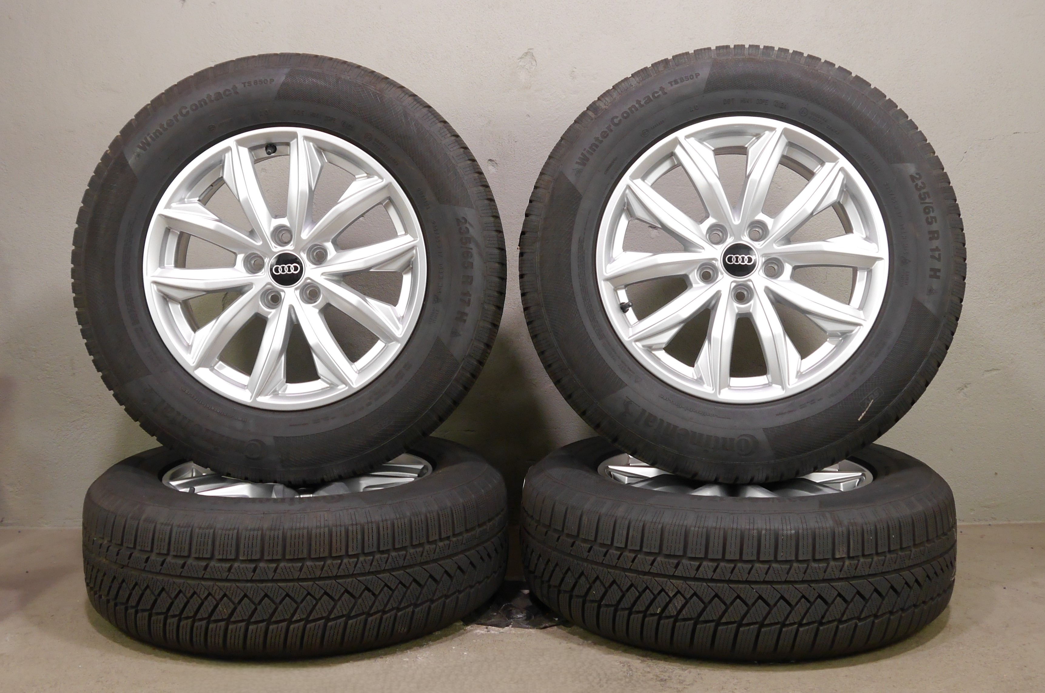 Audi Q5 (FY) Sportback Aluradsatz  – Winter 235/65 R17 104H (AO) – 80A601025J