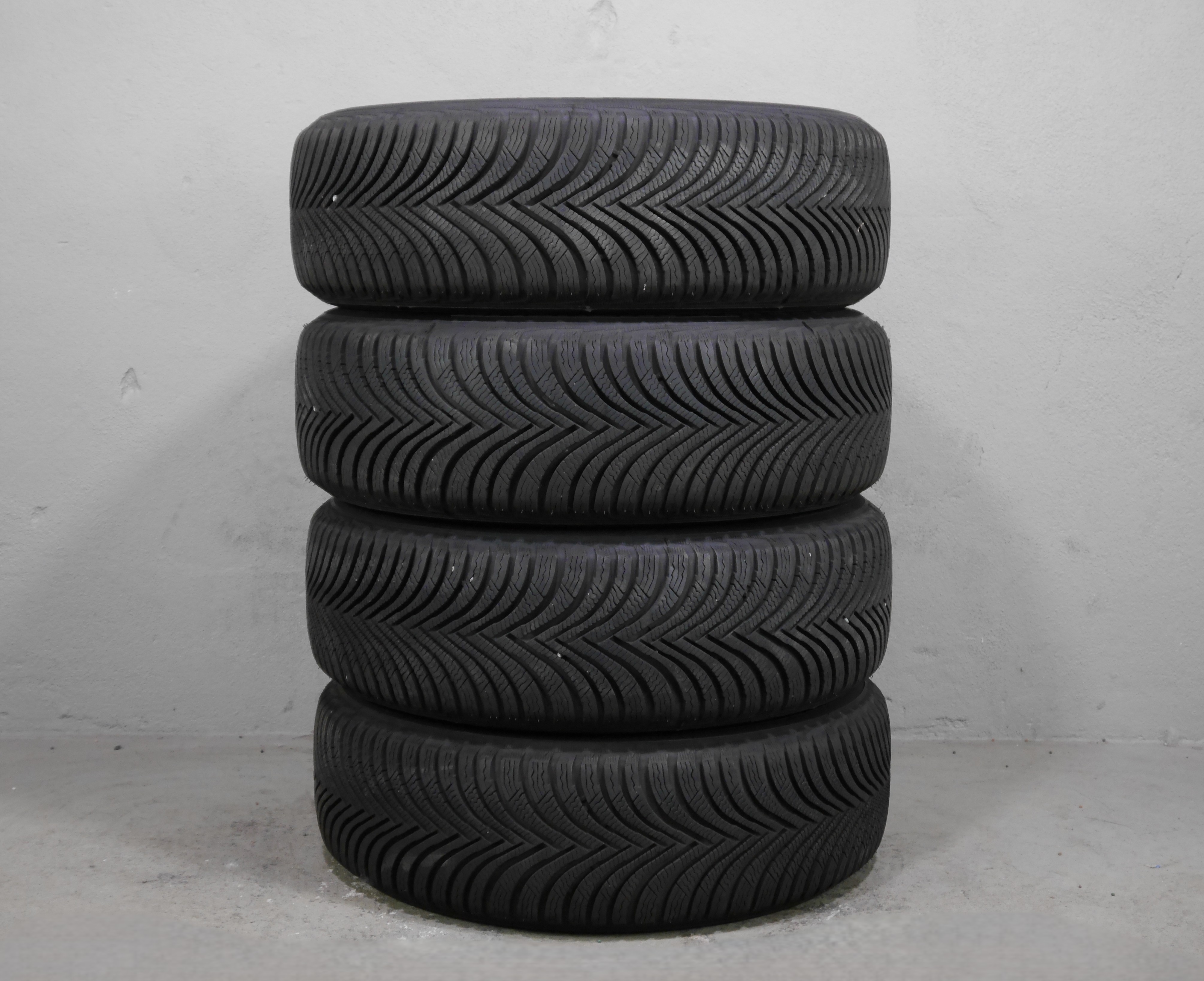 VW T-Roc (D1) Stahlradsatz – Winter 205/60 R16 92H (AO) – 5Q0601027CK