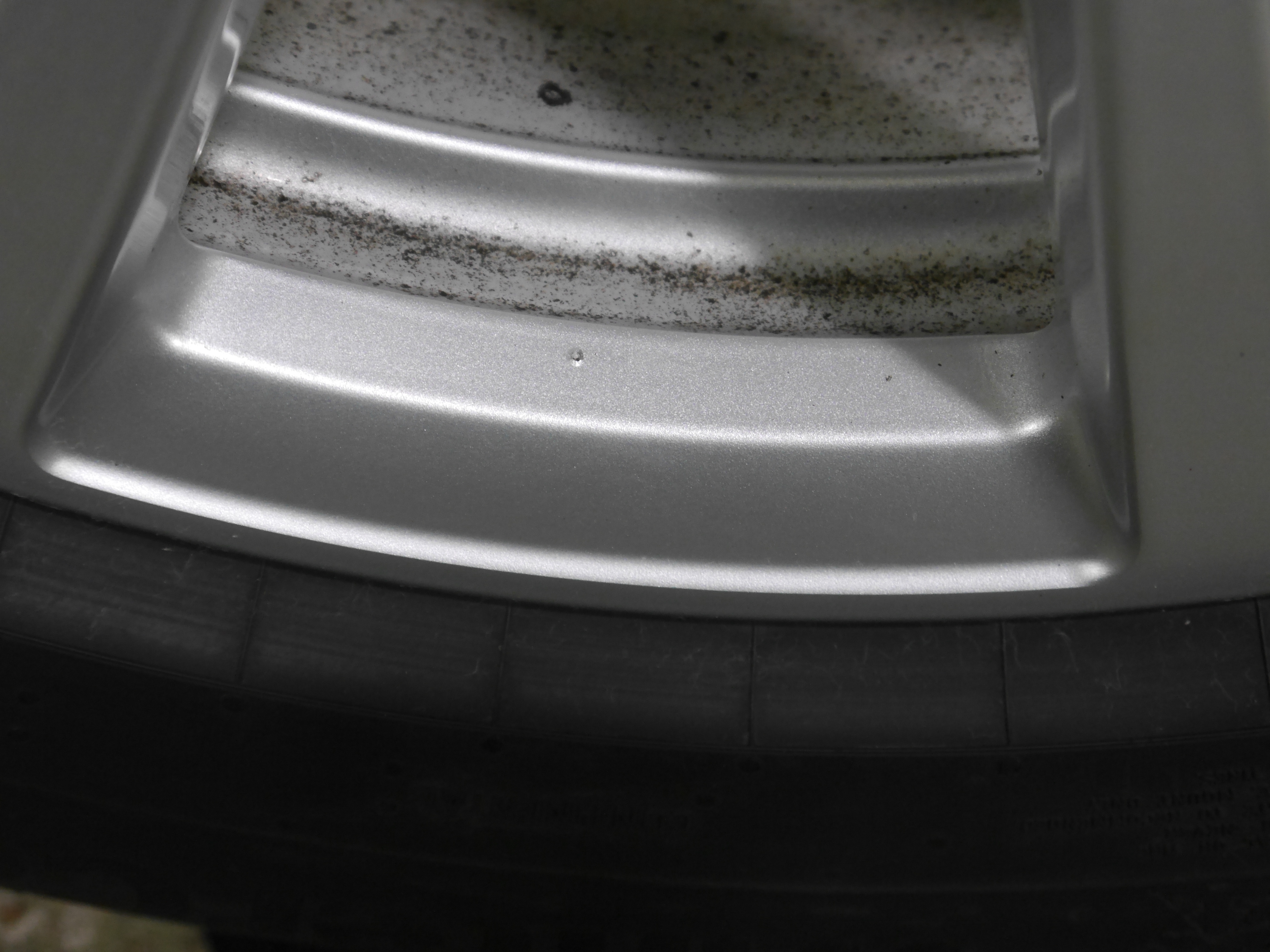 Audi A6 Aluradsatz – Winter 225/60 R17 99H (AO) – 4K0601025-