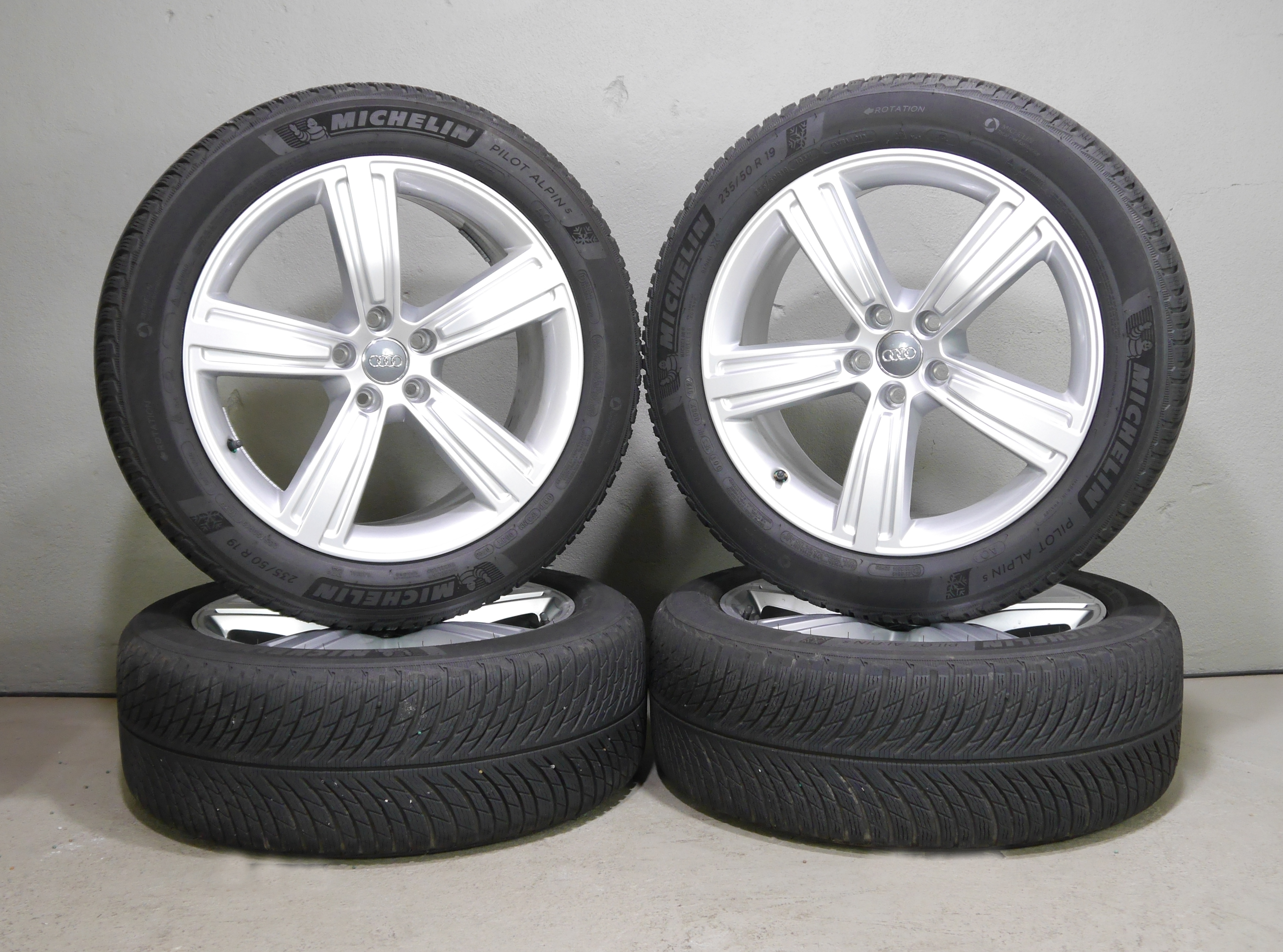 Audi A8 Aluradsatz – Winter 235/50 R19 103H – 4N0601025J 