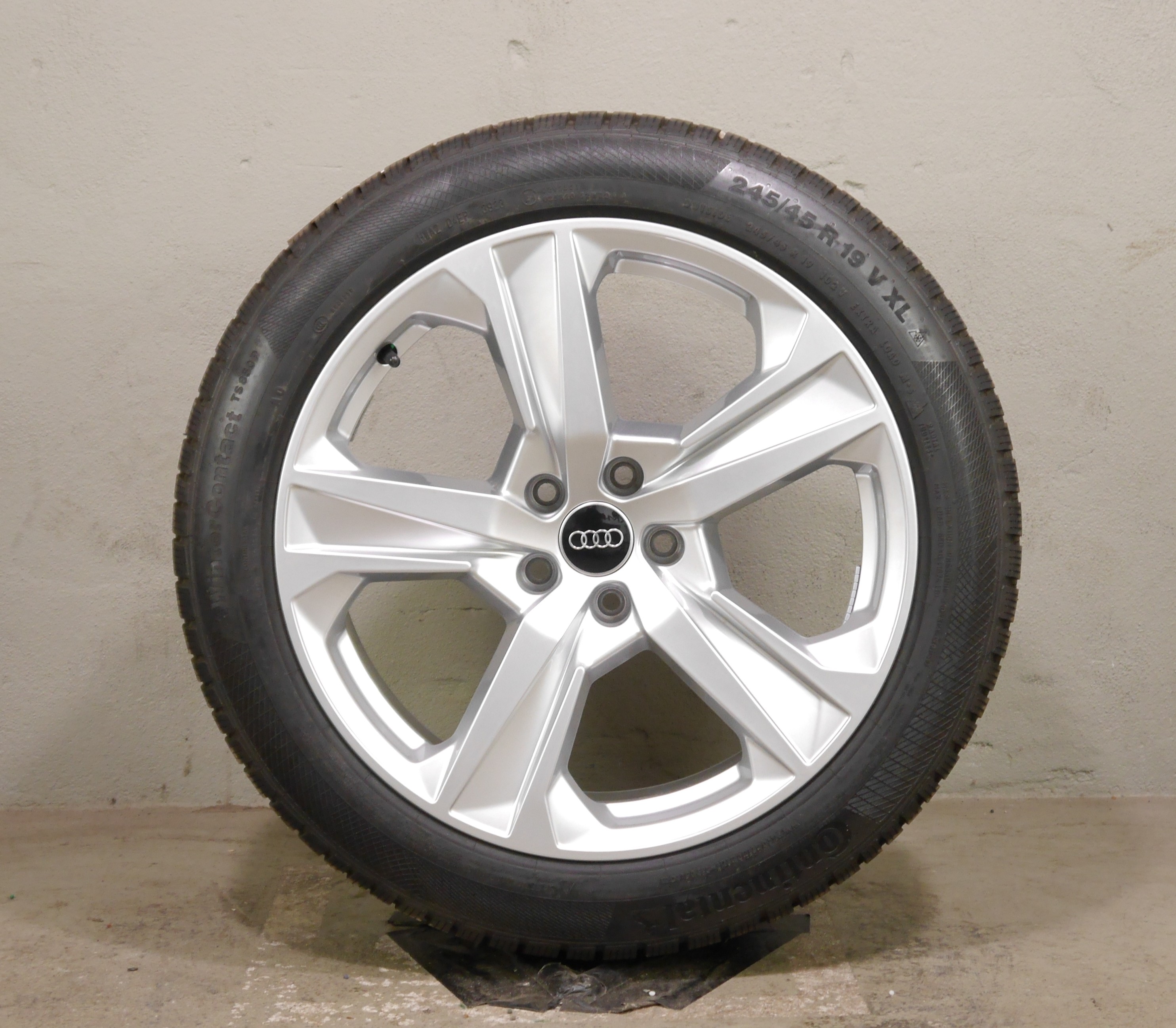 Audi A7 Sportback Aluradsatz – Winter 245/45 R19 102V (AO) – 4K8601025J