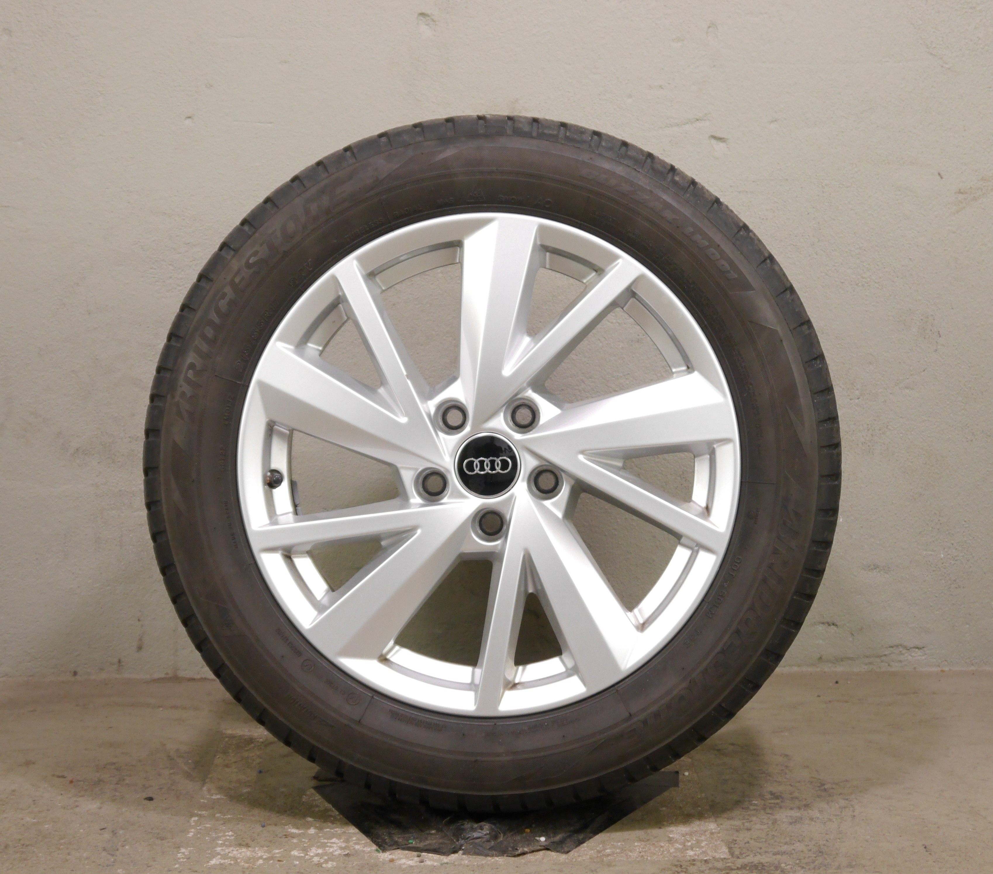 Audi Q2 (GA) Aluradsatz – Winter 215/55 R17 94V (AO) – 81A601025C
