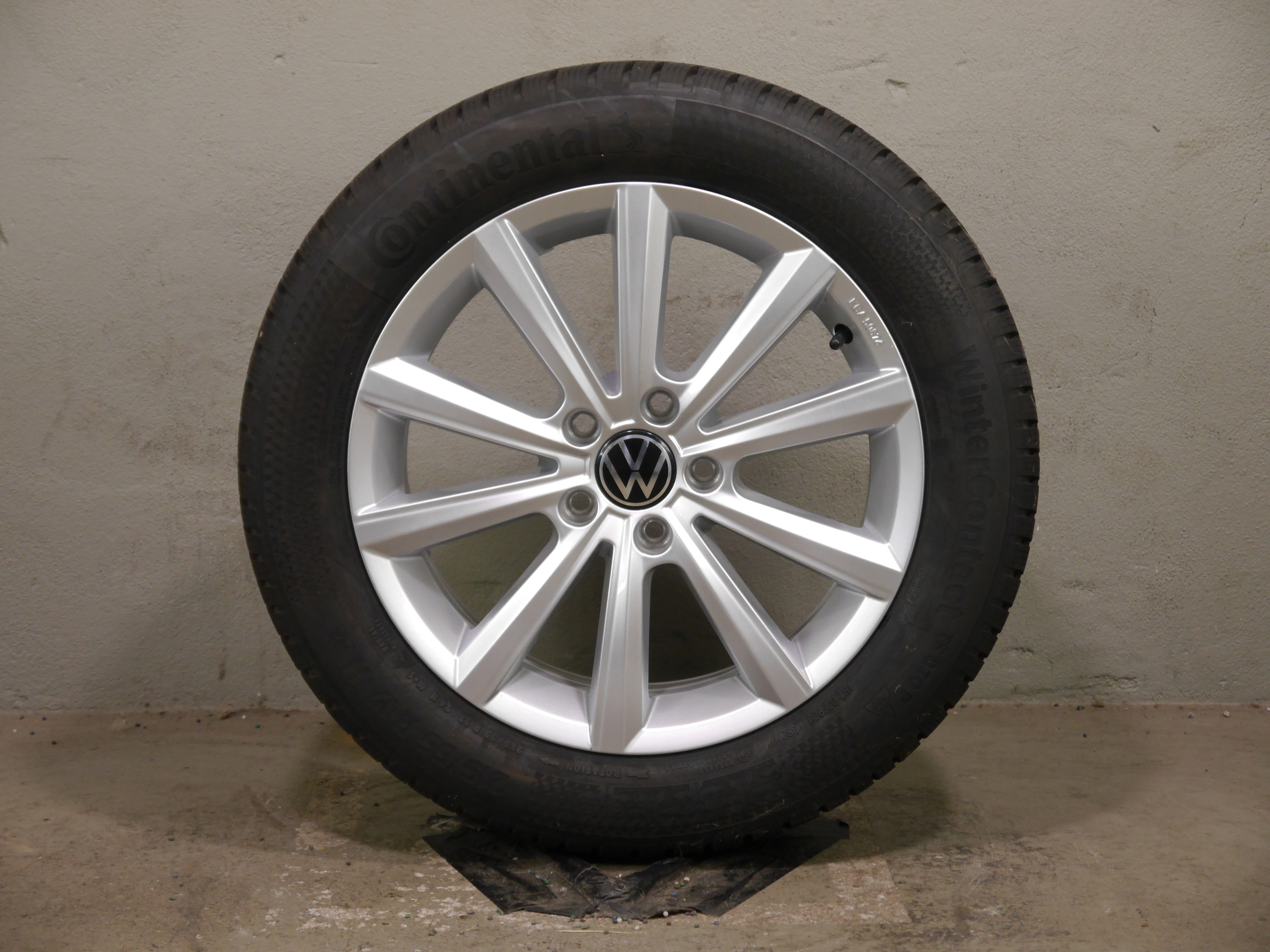 VW Passat Aluradsatz – Winter 215/55 R17 94H – 3G0071497C