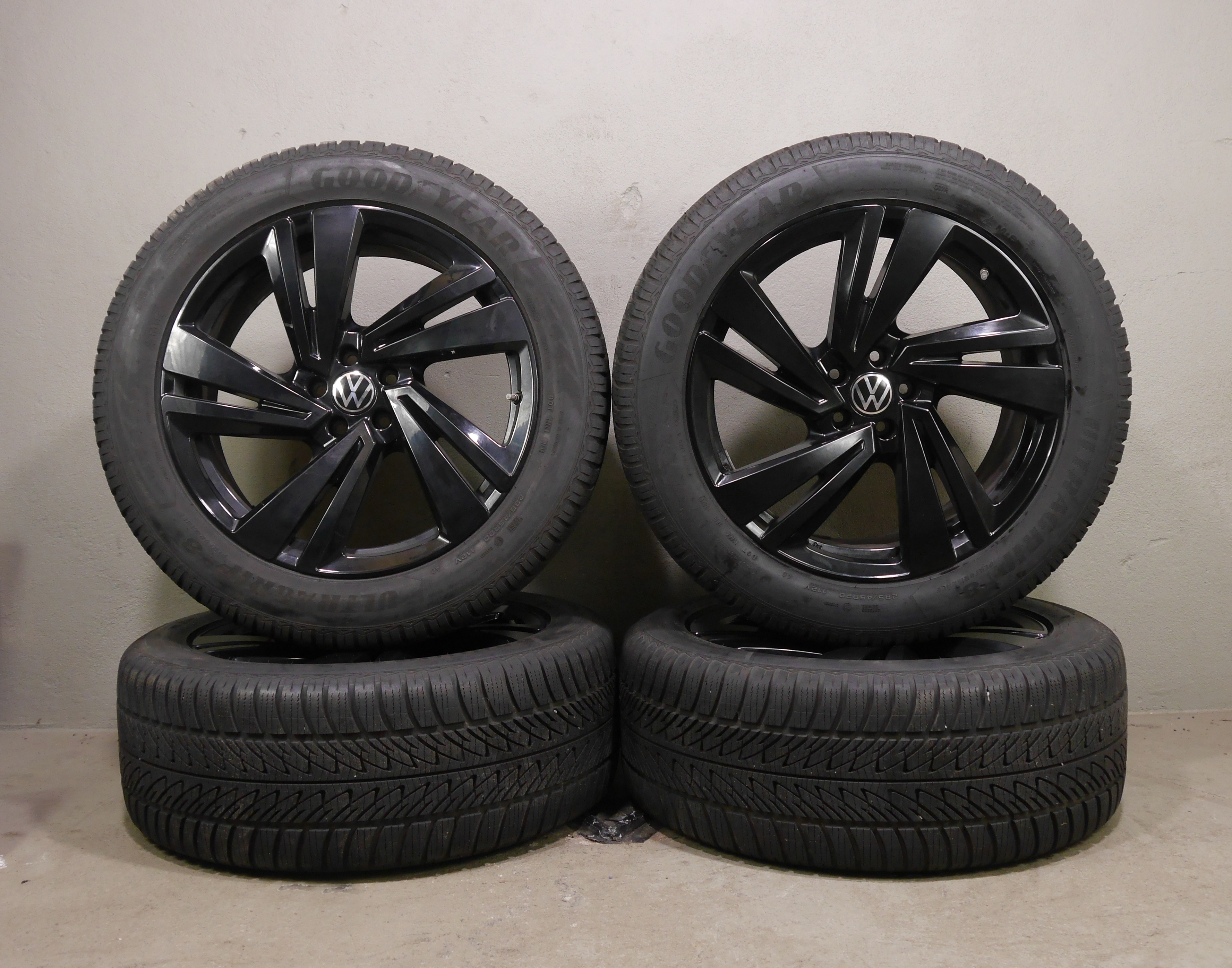 Volkswagen Touareg Aluradsatz – Winter 285/45 R20 112V – 760601025S mit RDKS