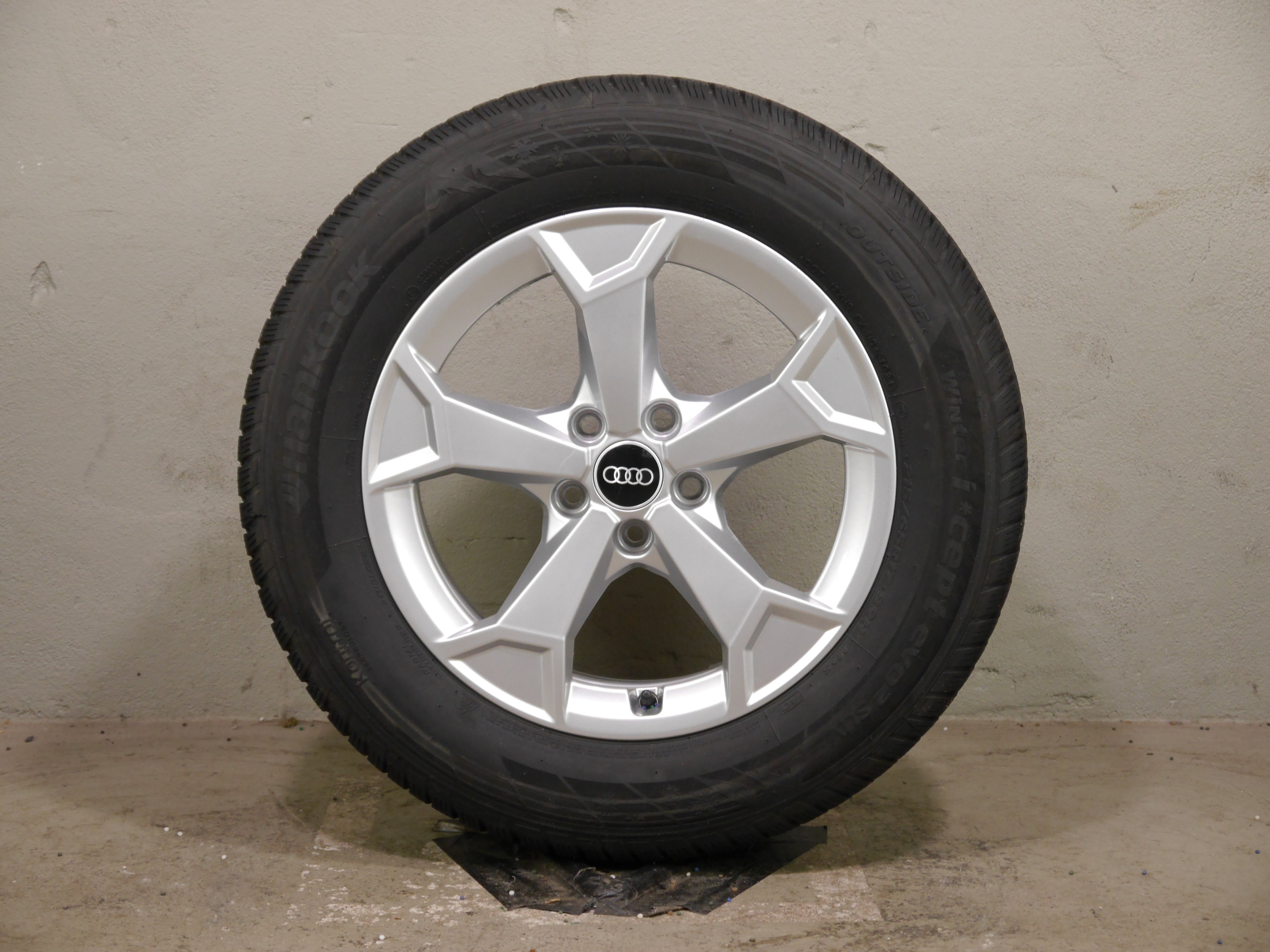Audi Q3 Aluradsatz – Winter 215/65 R17 99H (AO) – 83A601025AL