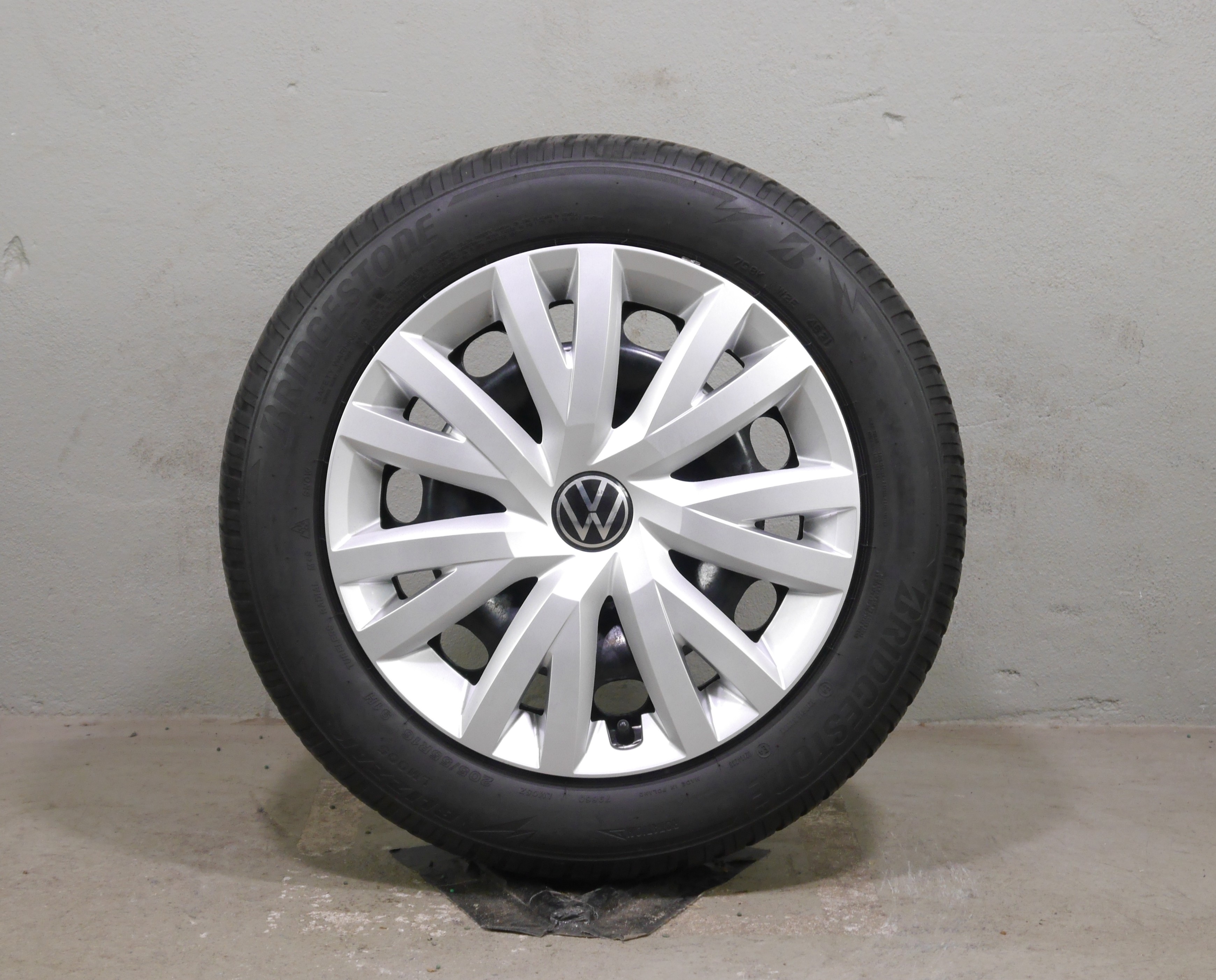 VW Golf Stahlradsatz – Winter 205/55 R16 91H – KBA48738