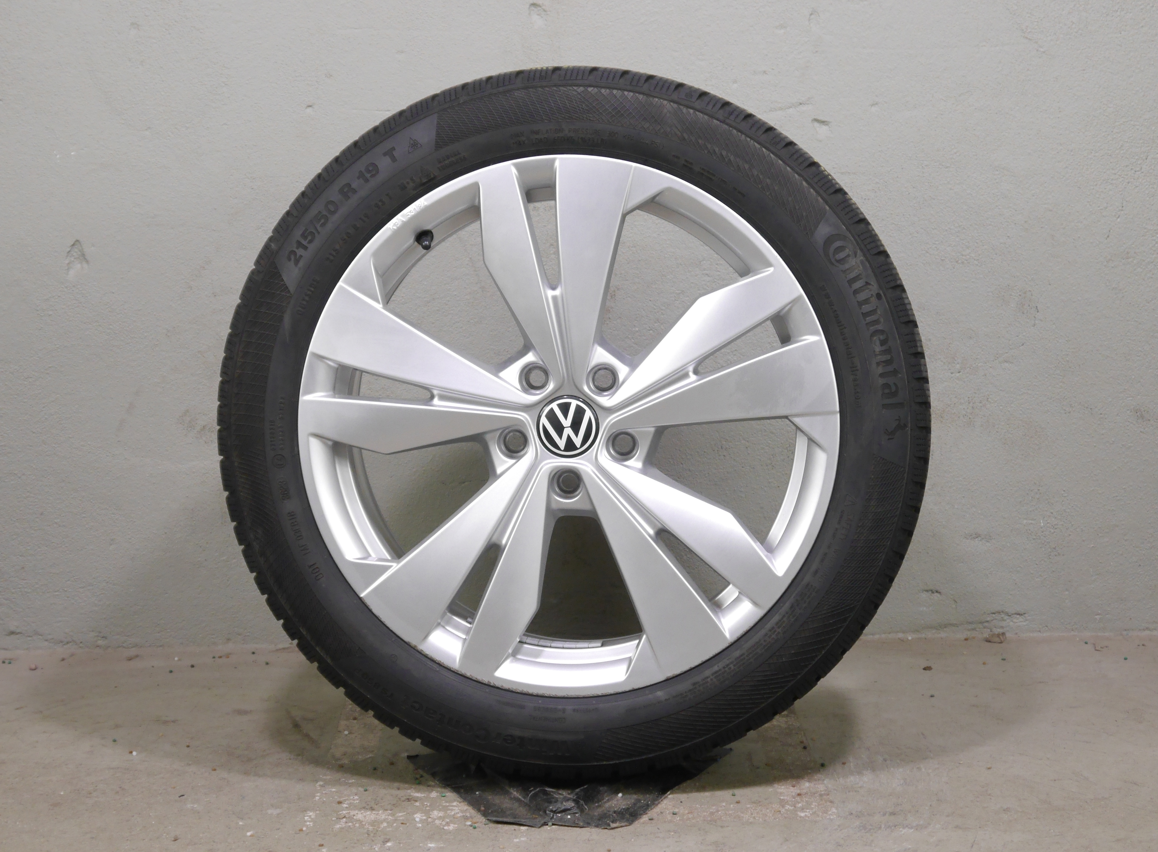 Volkswagen ID.3 Aluradsatz – Winter 215/50 R19 93T - 10A071499A - Seal