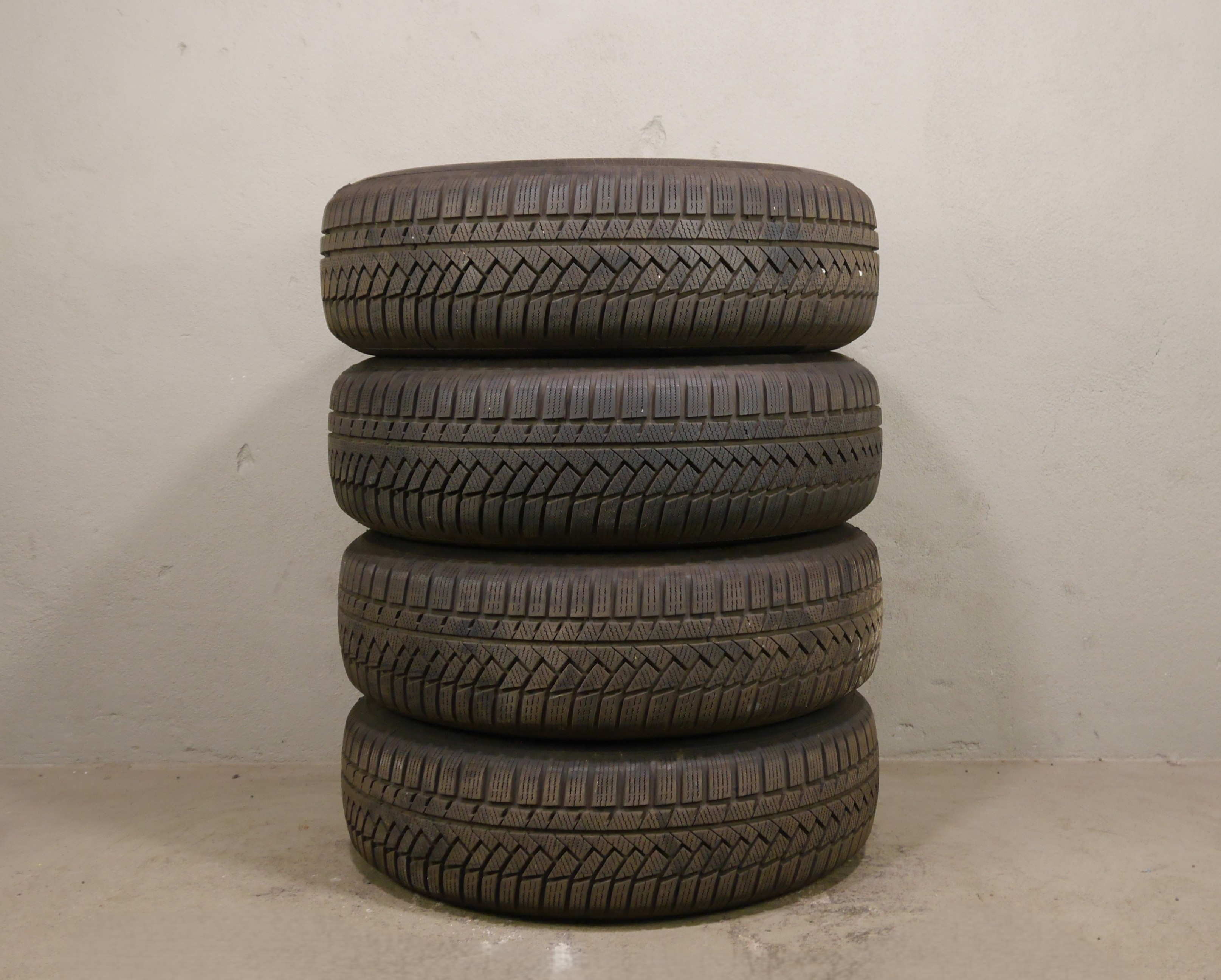 Audi Q3 (F3) Aluradsatz – Winter 215/65 R17 99H (AO) – 83A601025AM