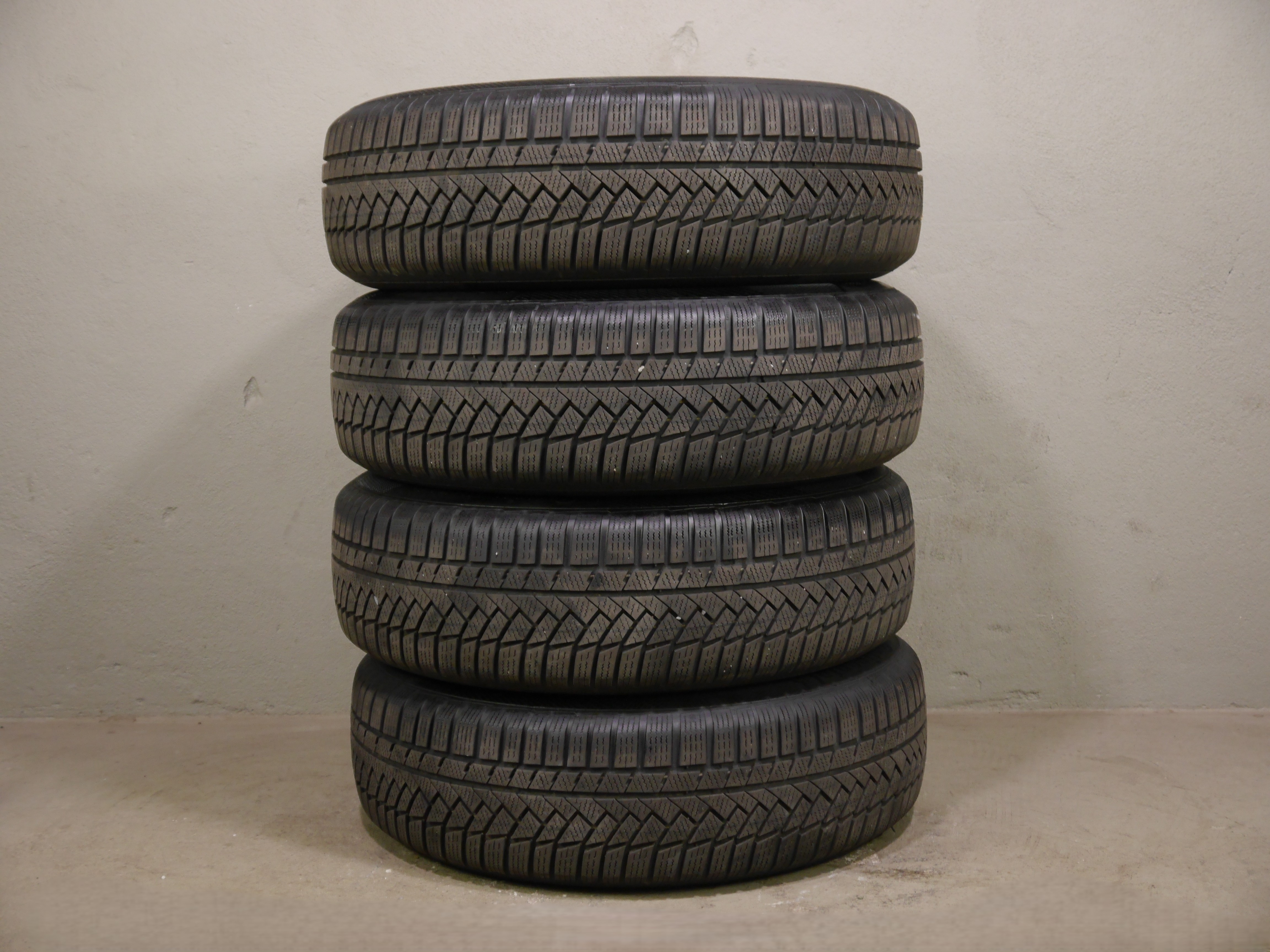 Audi Q3 Sportback Stahlradsatz – Winter 215/65 R17 99H – 5QF601027J/K