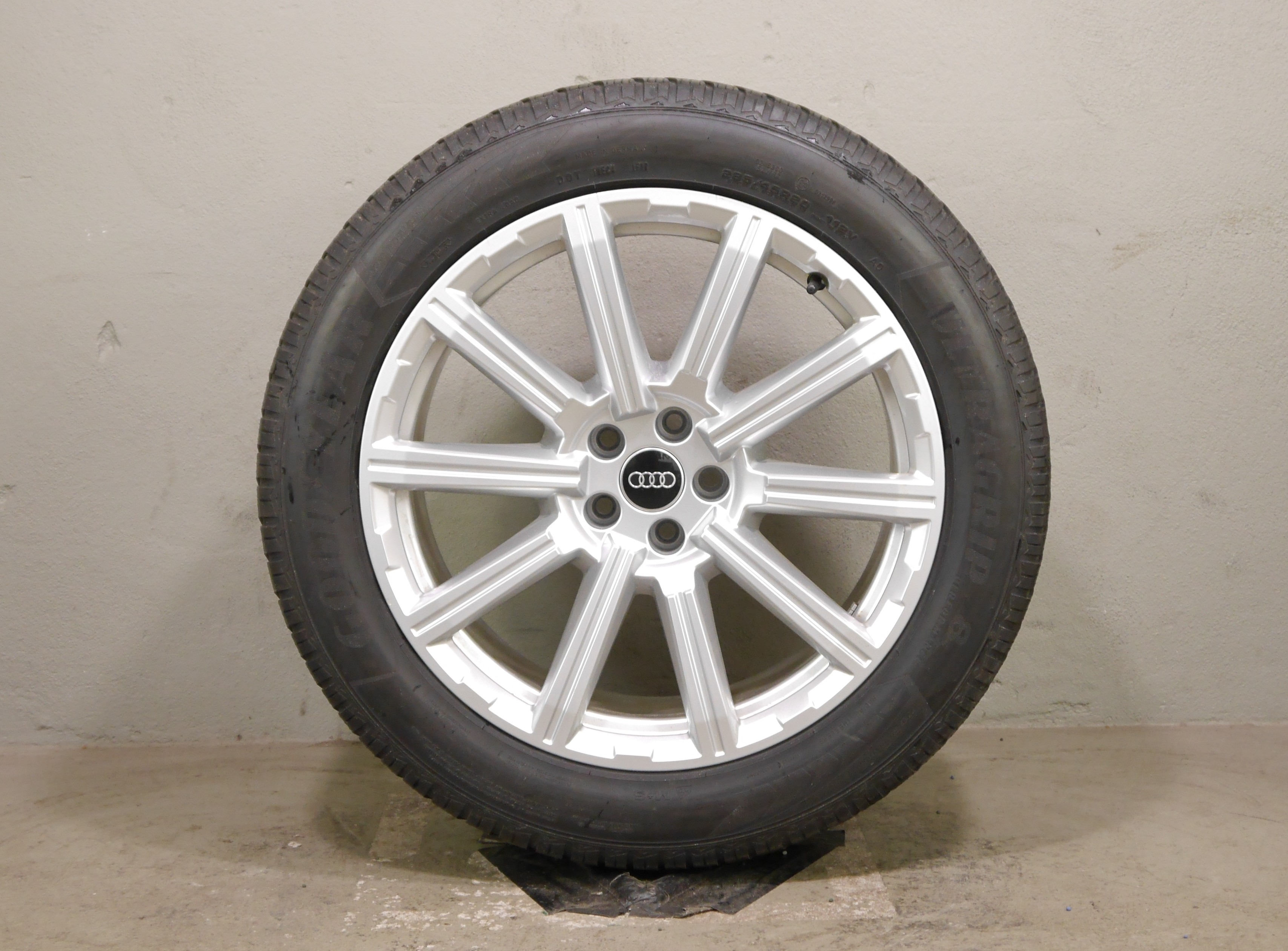 Audi Q7 Aluradsatz (4M) – Winter 285/45 R20 112V(AO) – 4M0601025AE