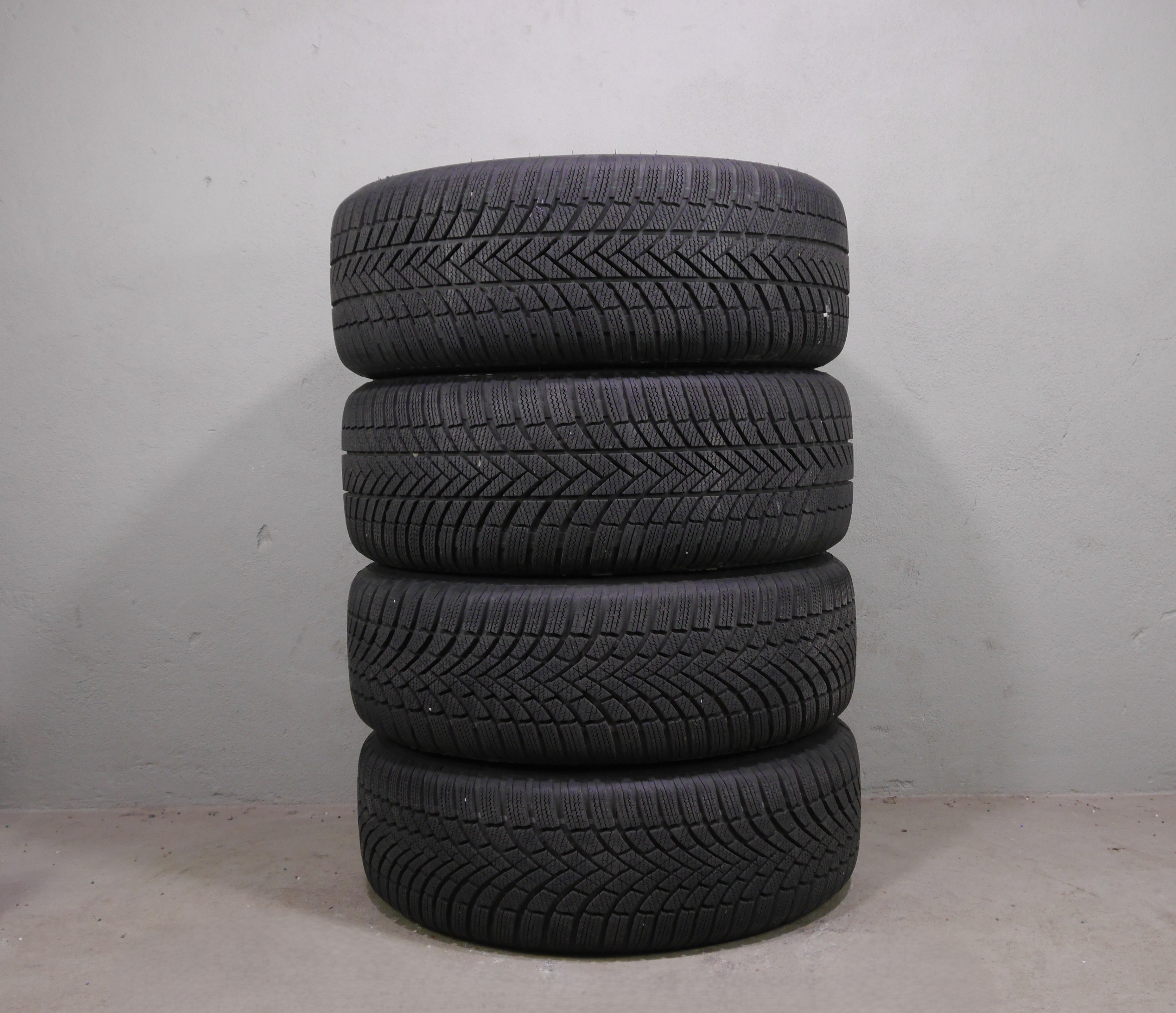 Audi Q4 e Stahlradsatz – Winter 235/55 R19 101T - 255/50 R19 1031EA601027B-